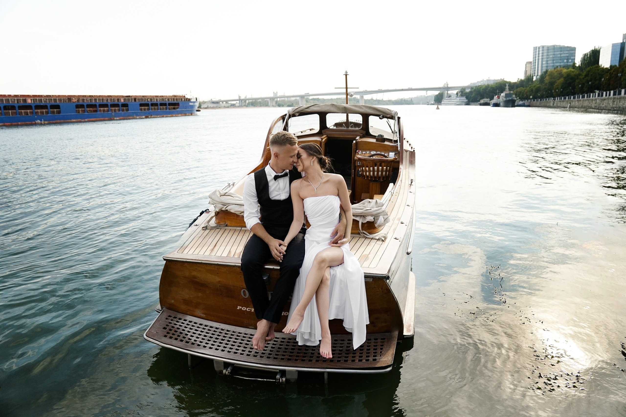 Yacht wedding. Свадебный фотограф и видеограф в Ростове-на-Дону. Максим и Наталья Лебедевы