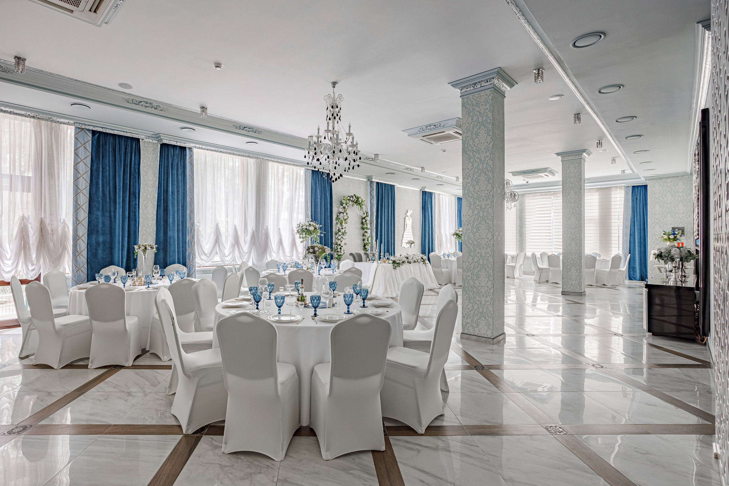 Фотосъёмка отелей в Краснодаре и Краснодарском крае. Свадебный, семейный, интерьерный фотограф в Краснодаре Денис Голощапов