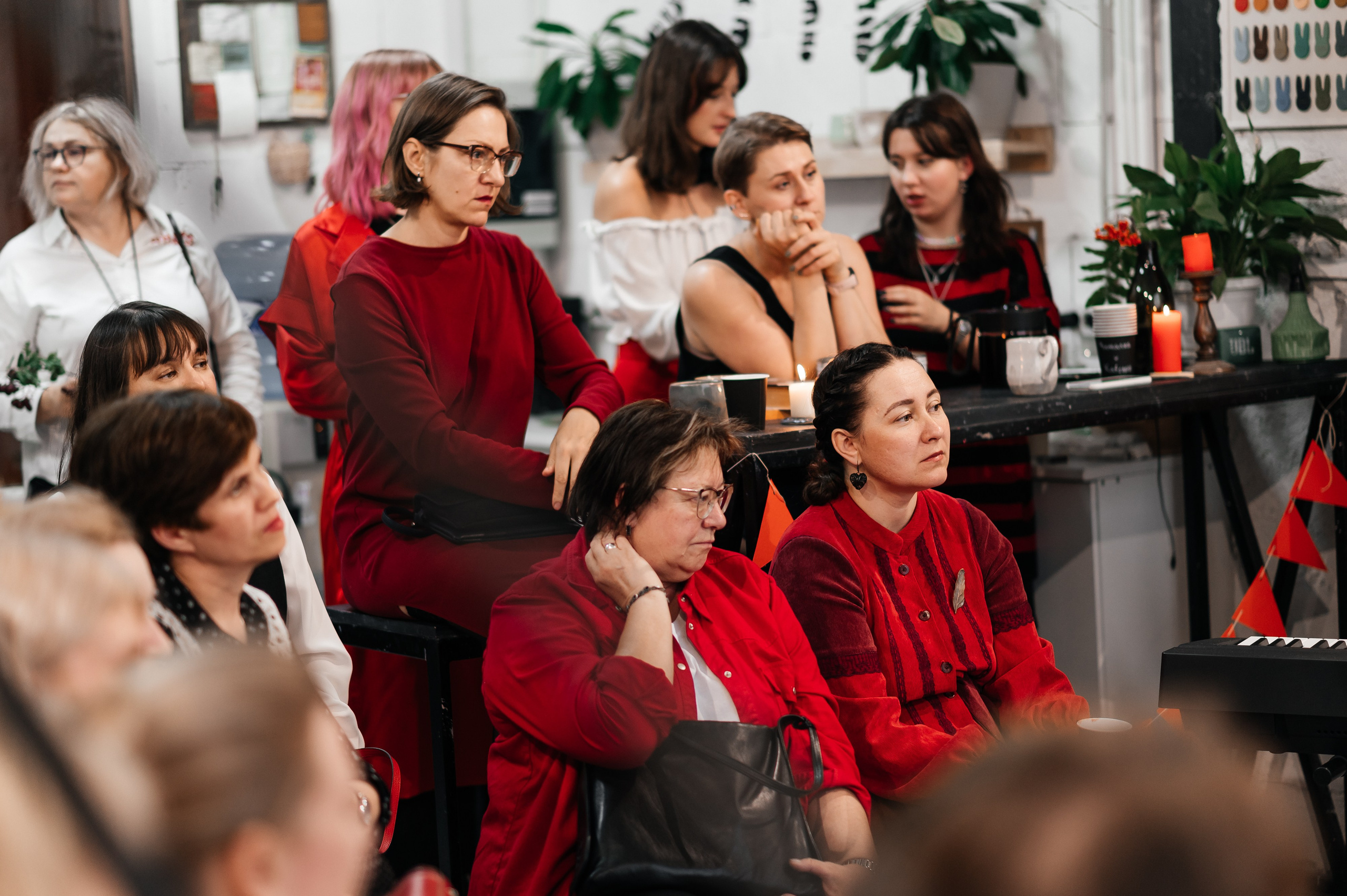 Вечер поэзии Цветаевой, клуб Читалка. Wedding and family photographer USA