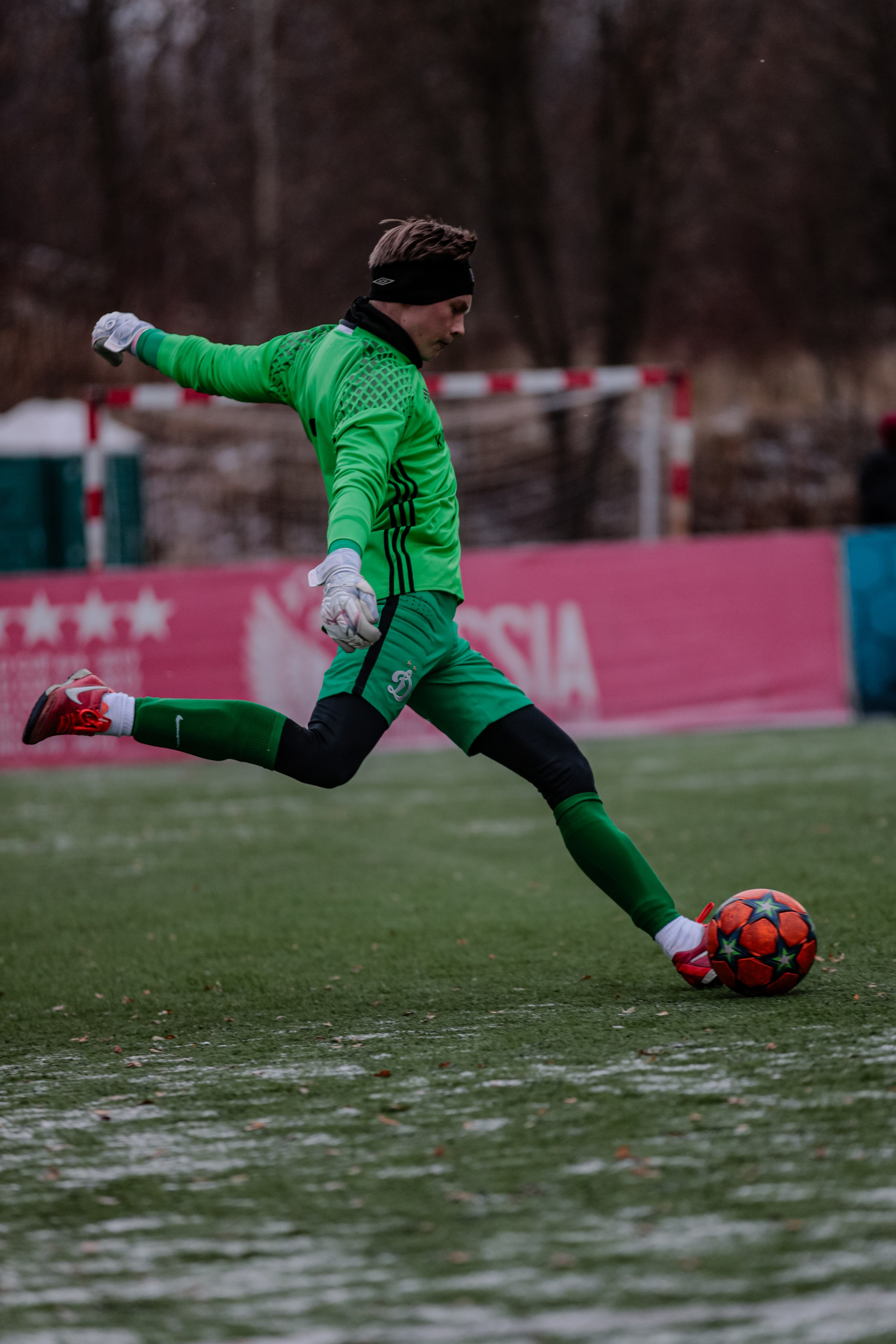 Футбол, ЛФЛ. Фотограф в Москве портреты | репортажи | спорт