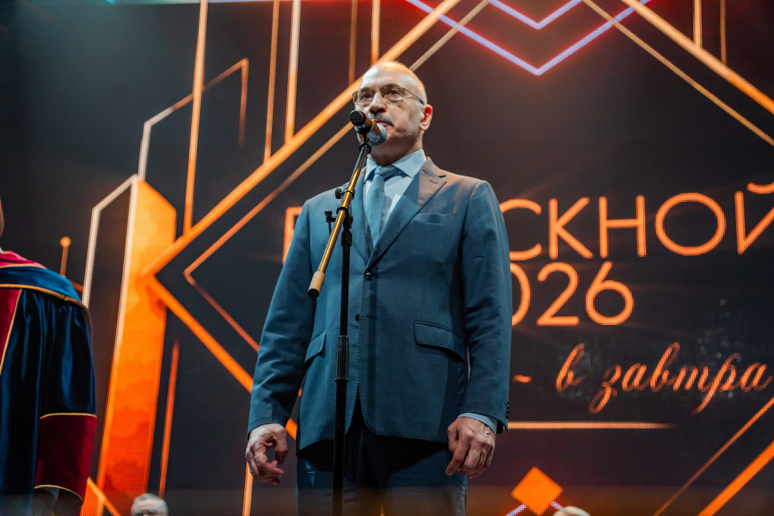 Выпускной Финунивер 2026 | VK Stadium. Репортажный и портретный фотограф Дмитрий Коротков | Москва