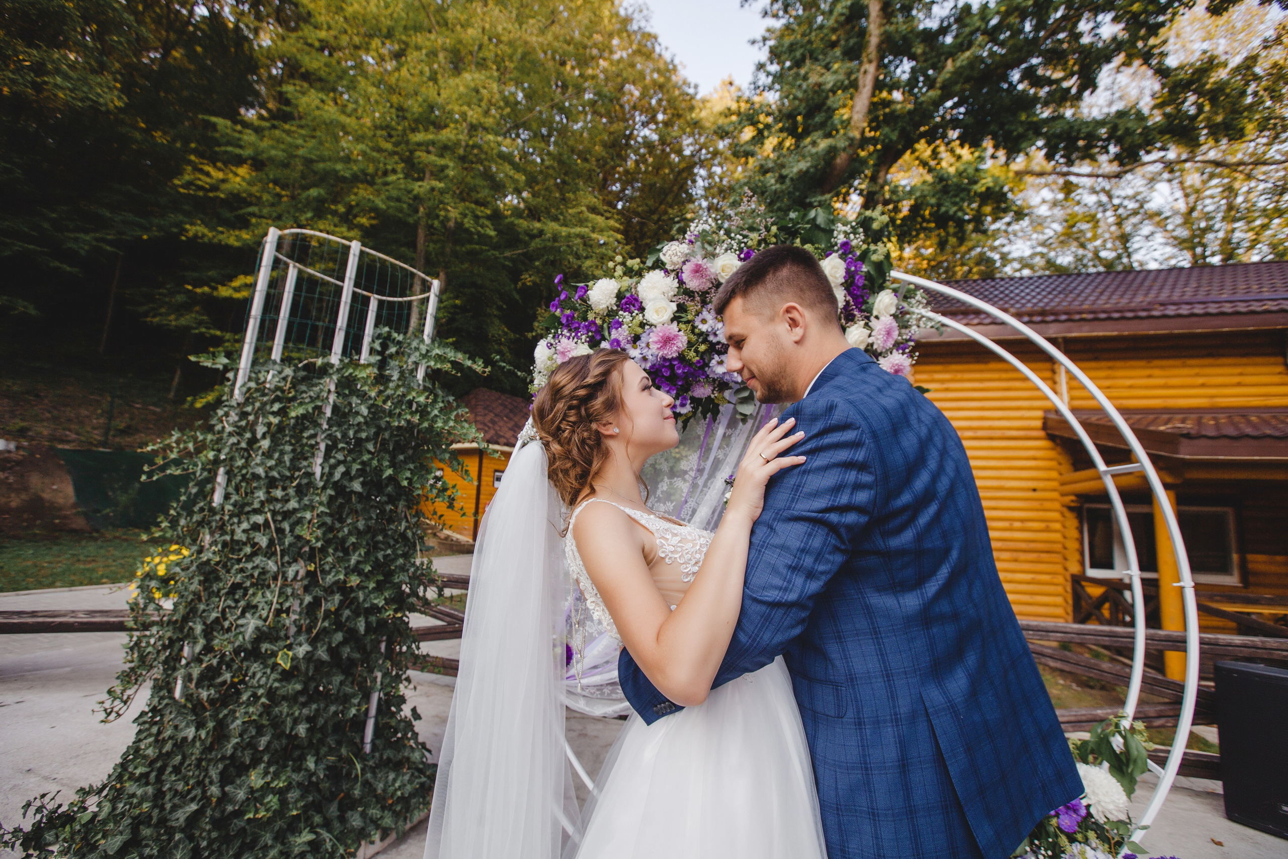 Свадьба в лесу. Свадебный и семейный фотограф в Краснодаре