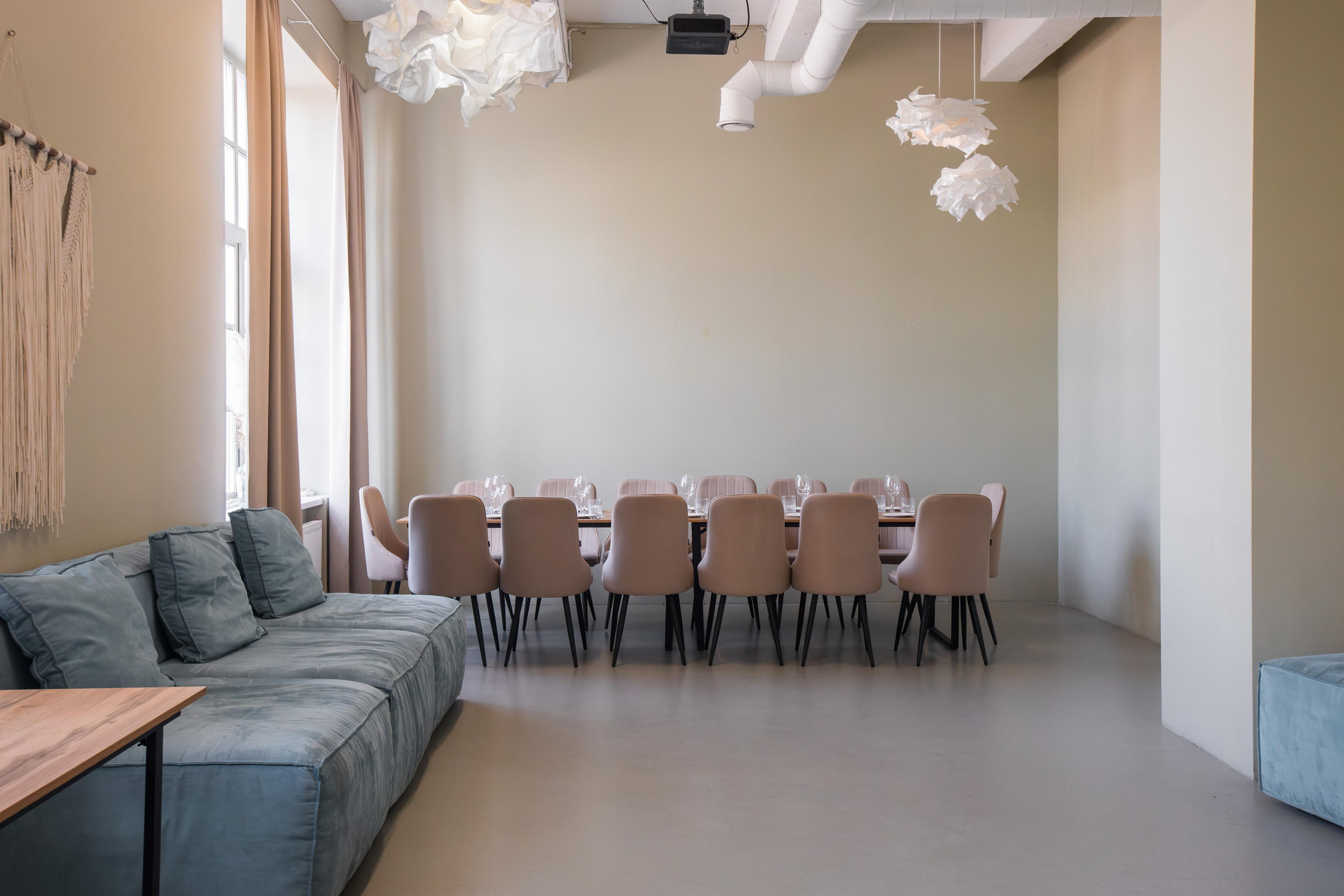 Mr. Boho (лето). Аренда лофта в СПб для мероприятий