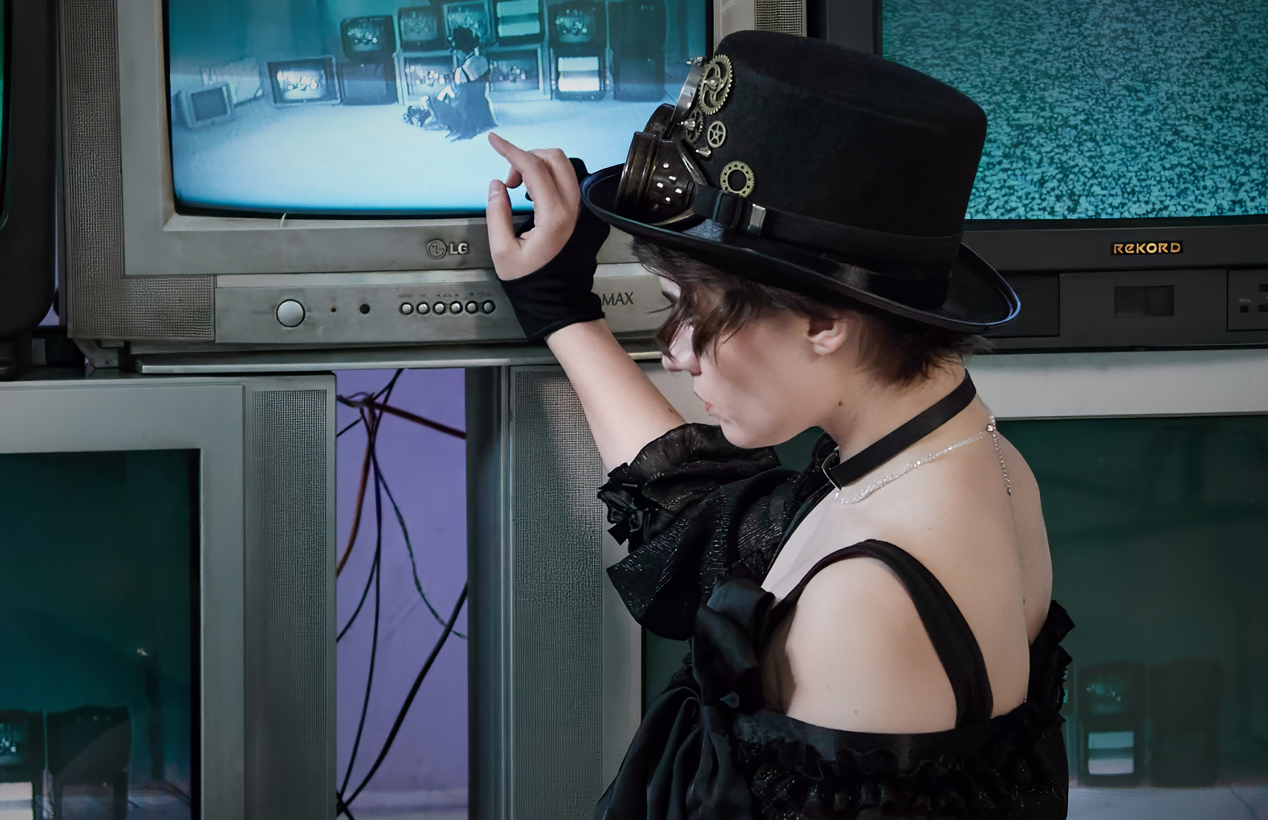 Алиса в стране телепортации. Фотограф в Южно-Сахалинске Гусаков Евгений