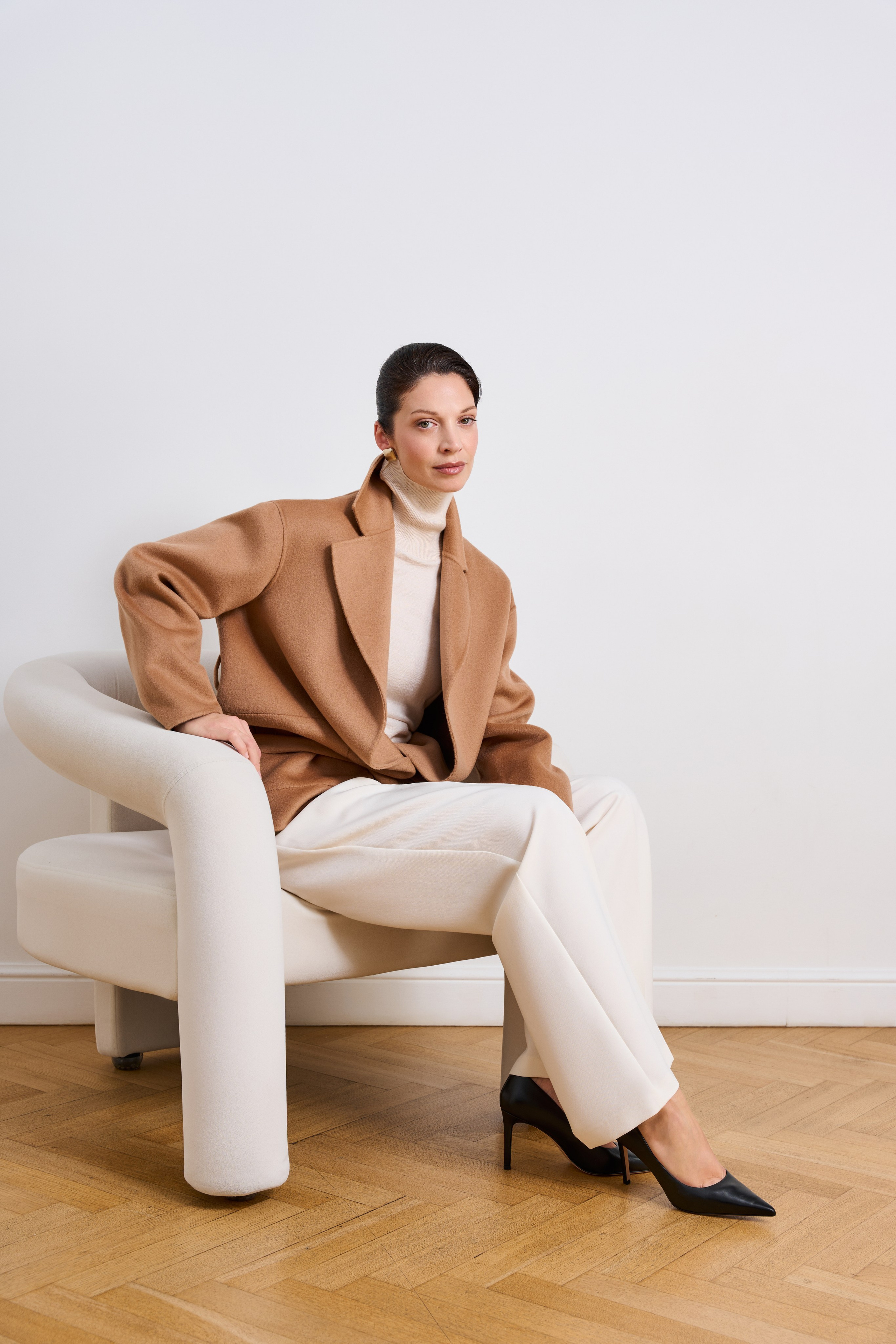 MILNALI. Юлия Пестрикова