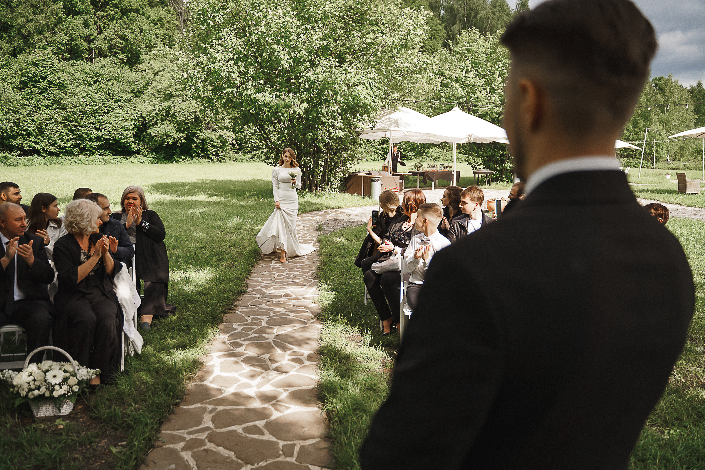 Гости в чёрном. Свадебный фотограф Александр Осипов