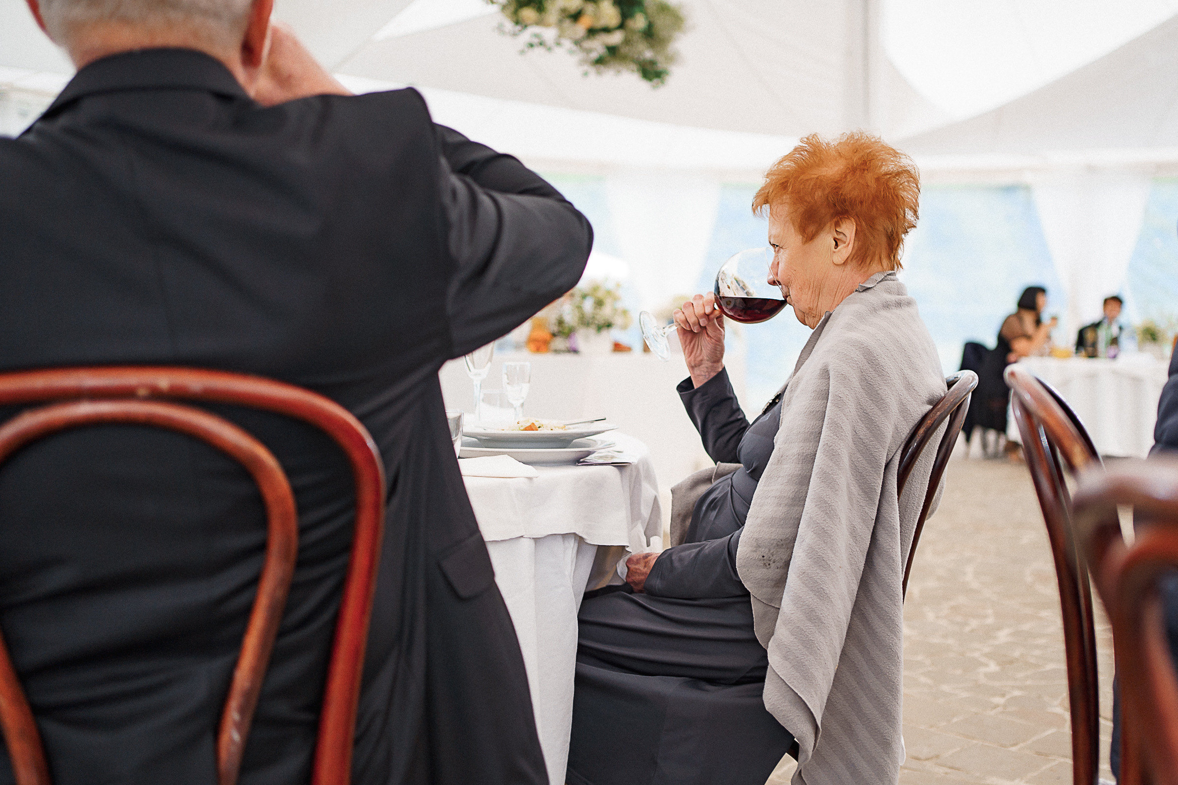 Гости в чёрном. Свадебный фотограф Александр Осипов