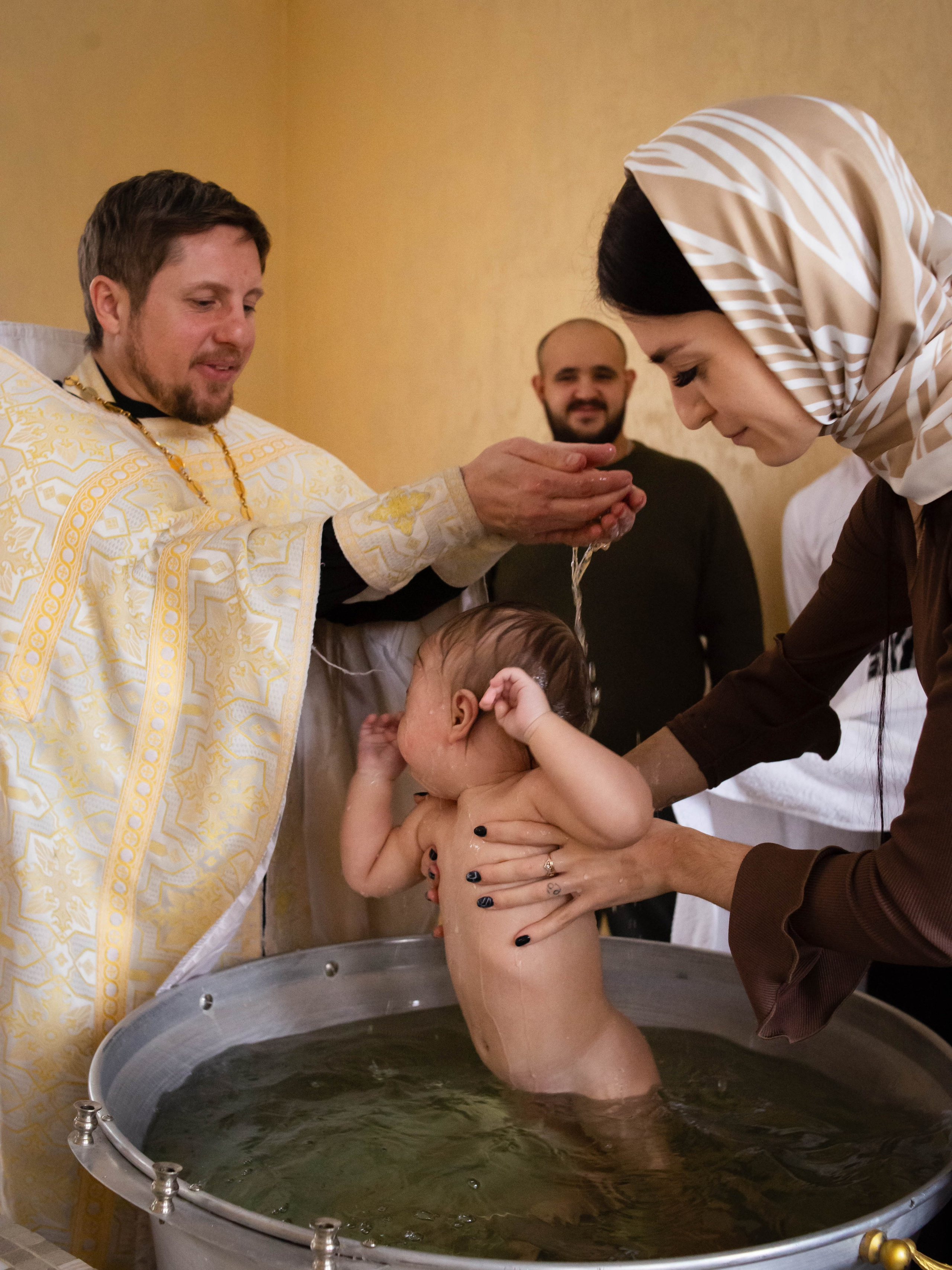 Крещение Эмира. Семейный фотограф Софи Симакова в Волгограде и Волжском