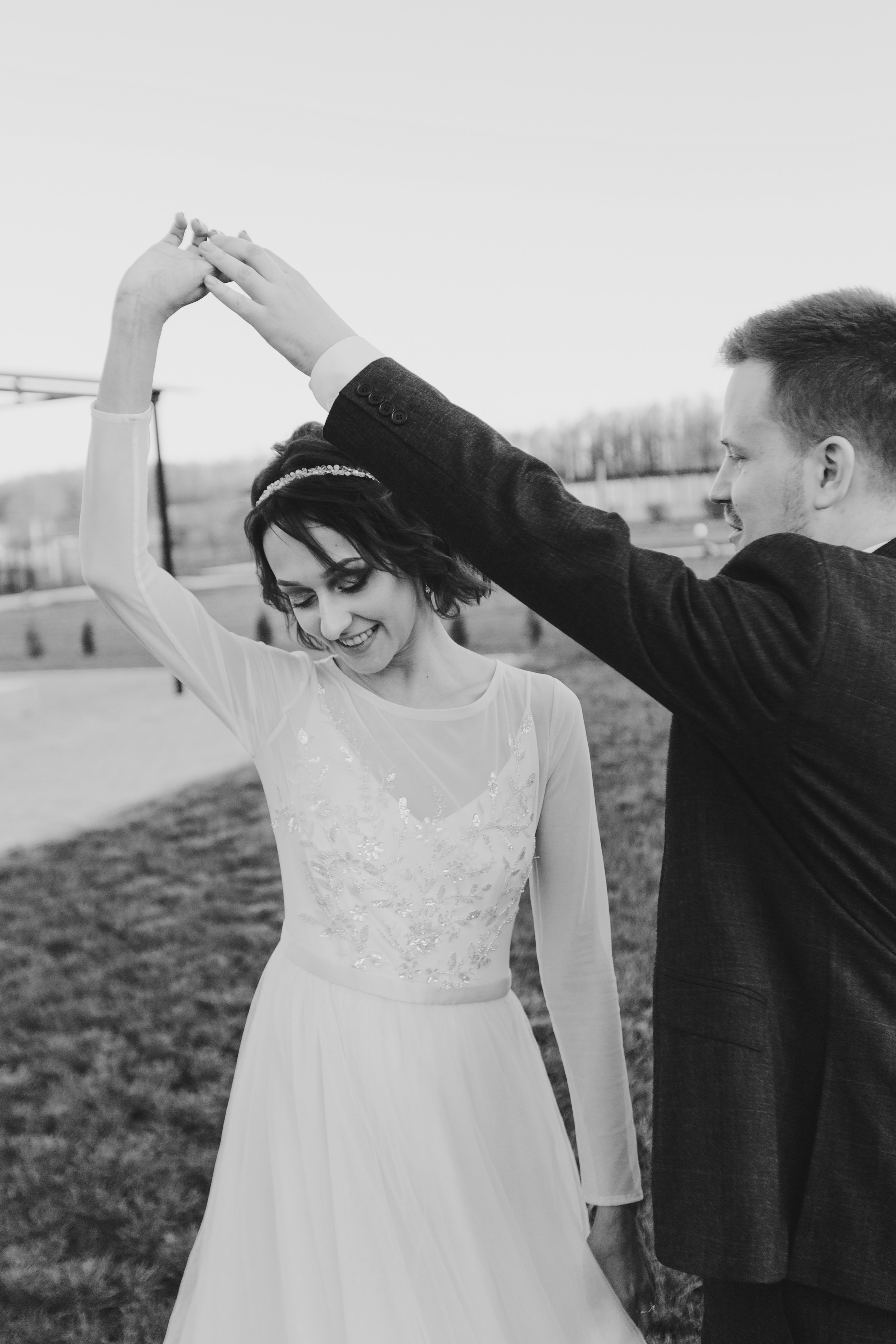 Фото и Видео съёмка полного свадебного дня весной в Жлобине. Свадебный семейный фотограф и видеограф Гомель Минск Беларусь Европа