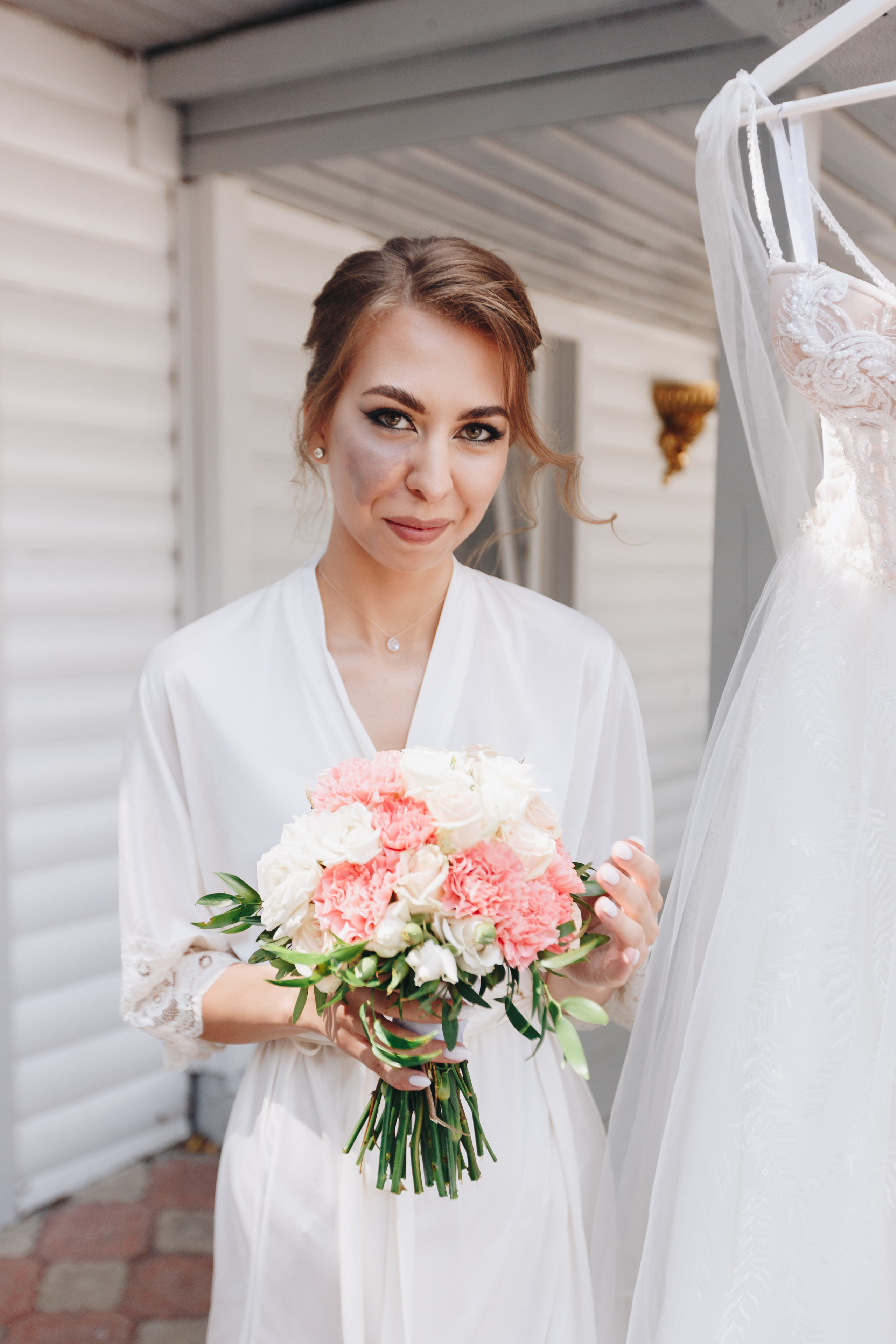 Фото и видео съёмка полного свадебного дня на усадьбе на берегу озера. Свадебный семейный фотограф и видеограф Гомель Минск Беларусь Европа