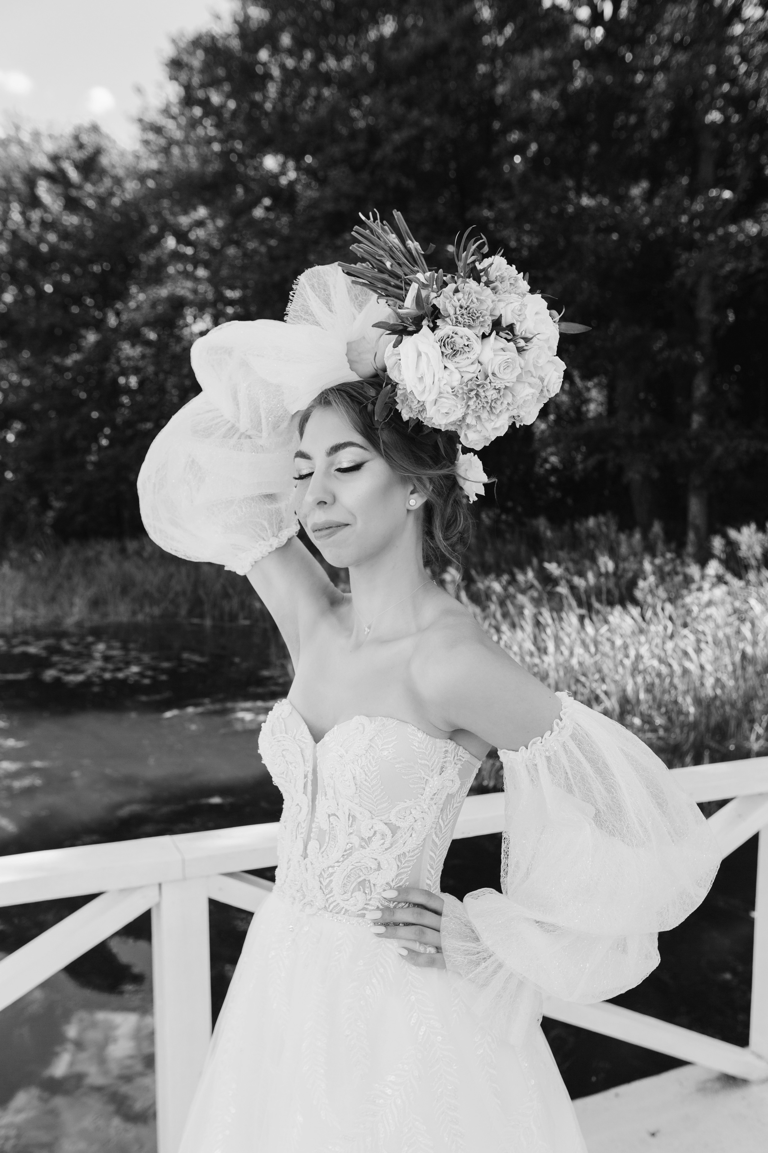 Фото и видео съёмка полного свадебного дня на усадьбе на берегу озера. Свадебный семейный фотограф и видеограф Гомель Минск Беларусь Европа