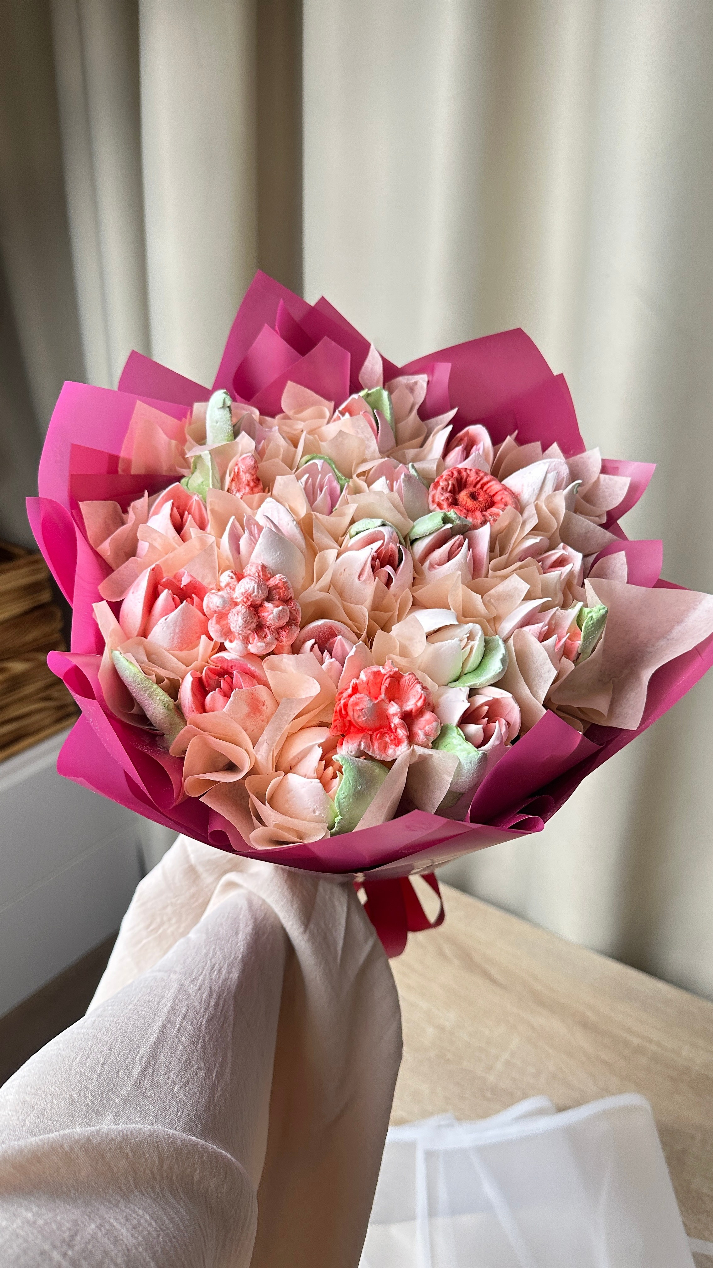 Сладкие. Выездной кейтеринг, съедобные букеты, торты и сладости на заказ