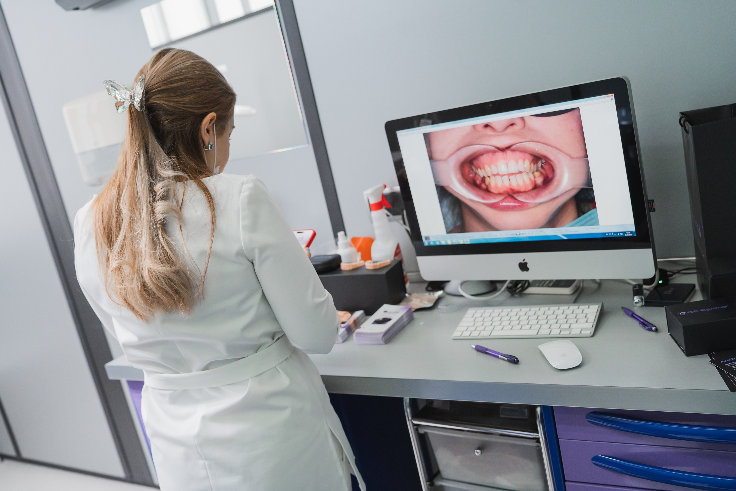 День ортодонтии в стоматологии Avantis. Репортажный фотограф Анастасия Рубцова