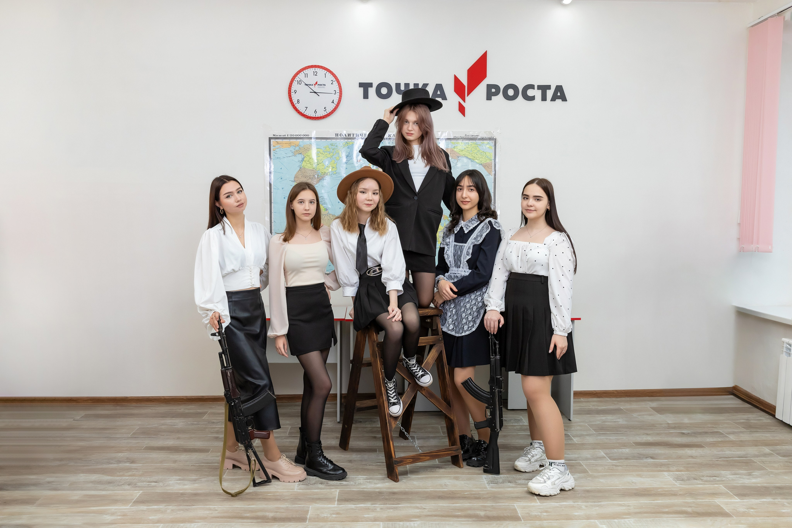 Примеры фото СТАРШИЕ КЛАССЫ. Фотограф Радужный ХМАО, Школьный фотограф, семейный фотограф, выпускной альбом