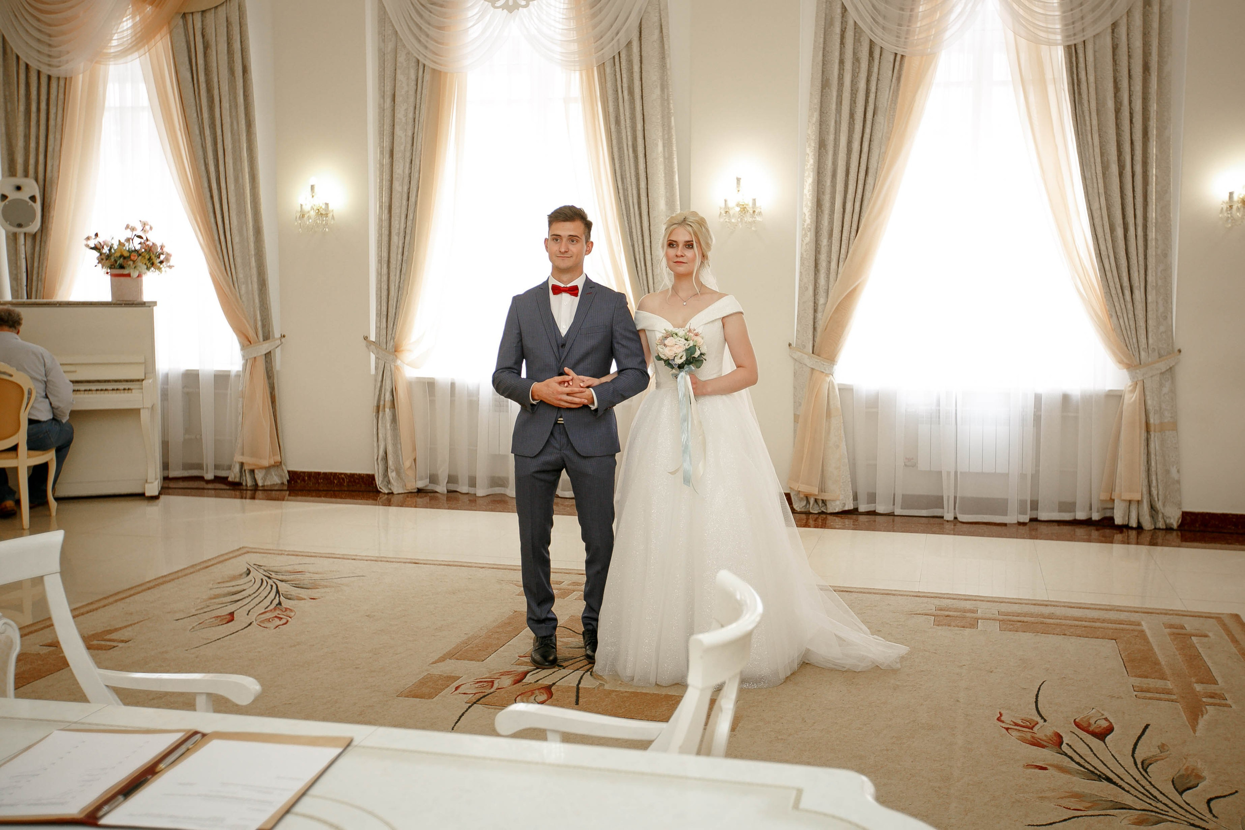 Загс и фотопрогулка. Ваш репортажный фотограф Артемий Антонов