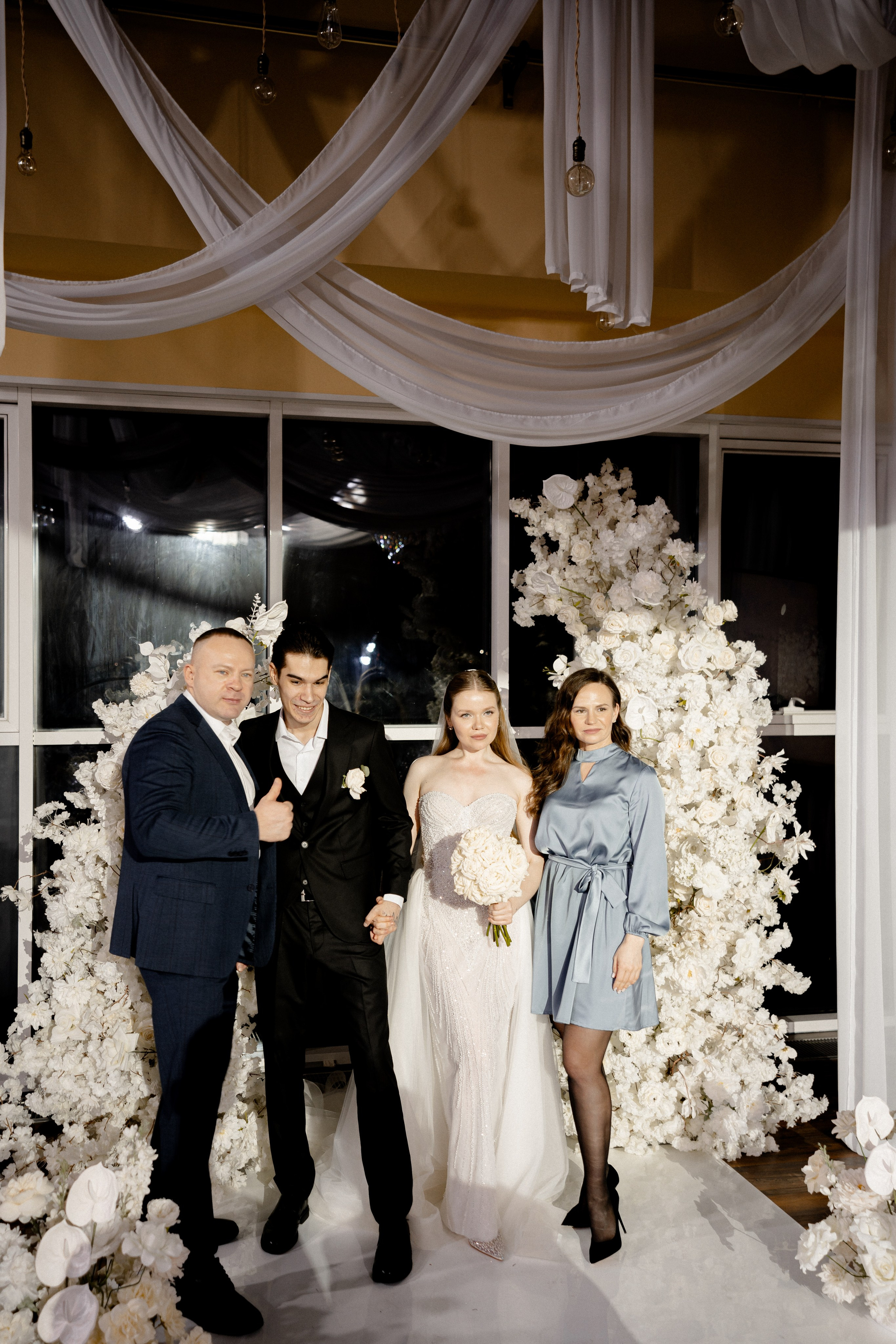 СВАДЕБНАЯ СЬЕМКА СБОРОВ В ОТЕЛЕ И ВЫЕЗД НА ЦЕРЕМОНИЮ (СНЯТО В СИБИРЕ В НИЖНЕВАРТОВСКЕ). Профессиональный фотограф, Санкт-Петербург — Виктория Богомолова