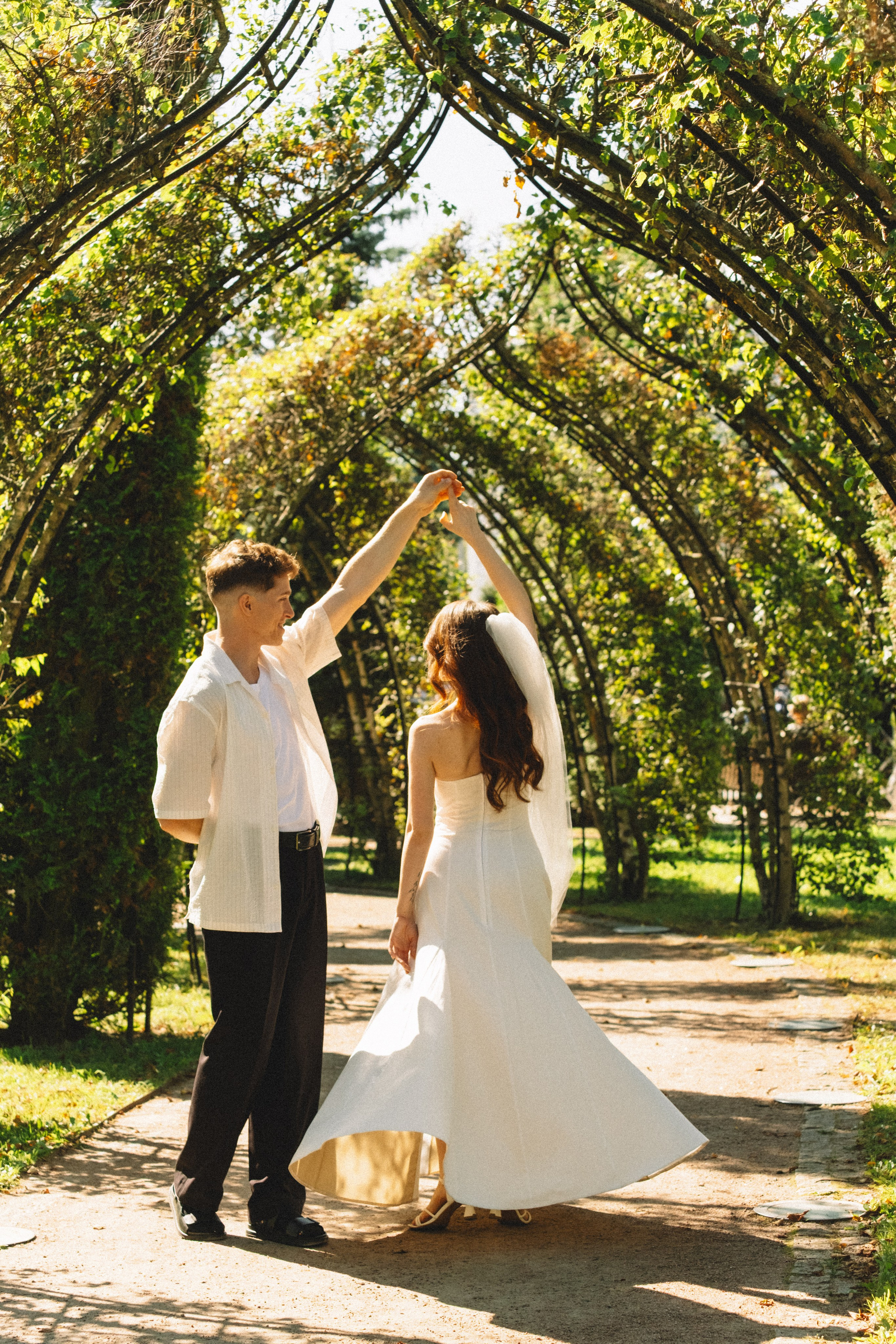 СВАДЕБНАЯ СЬЕМКА В ПЕТЕРГОФЕ И СЬЕМКА РЕПОРТАЖА В ЗАГСЕ ПЕТЕРГОФА. Профессиональный фотограф, Санкт-Петербург — Виктория Богомолова