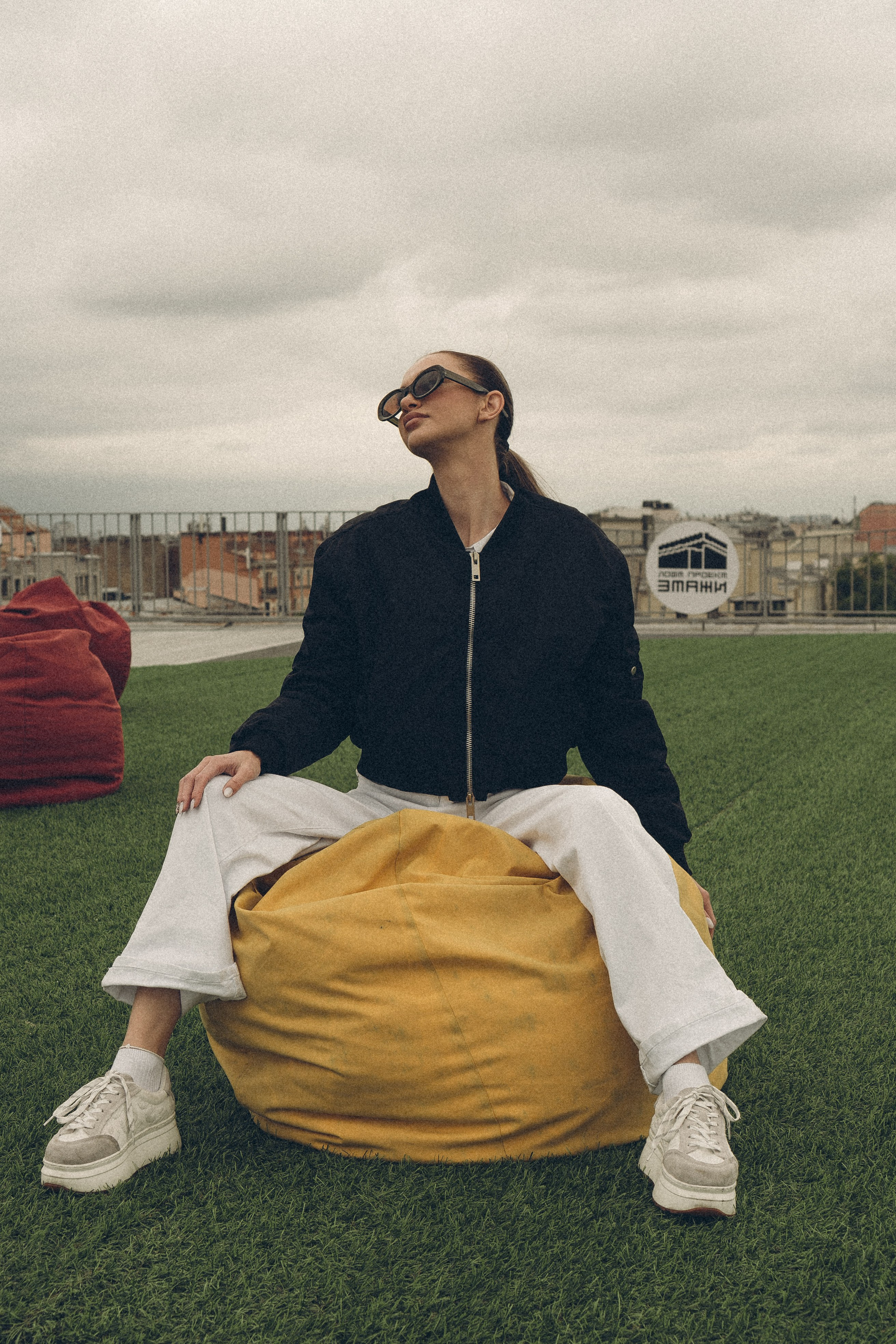 МЫ ГУЛЯЛИ ПРО КРЫШАМ ПИТЕРА. Профессиональный фотограф, Санкт-Петербург — Виктория Богомолова