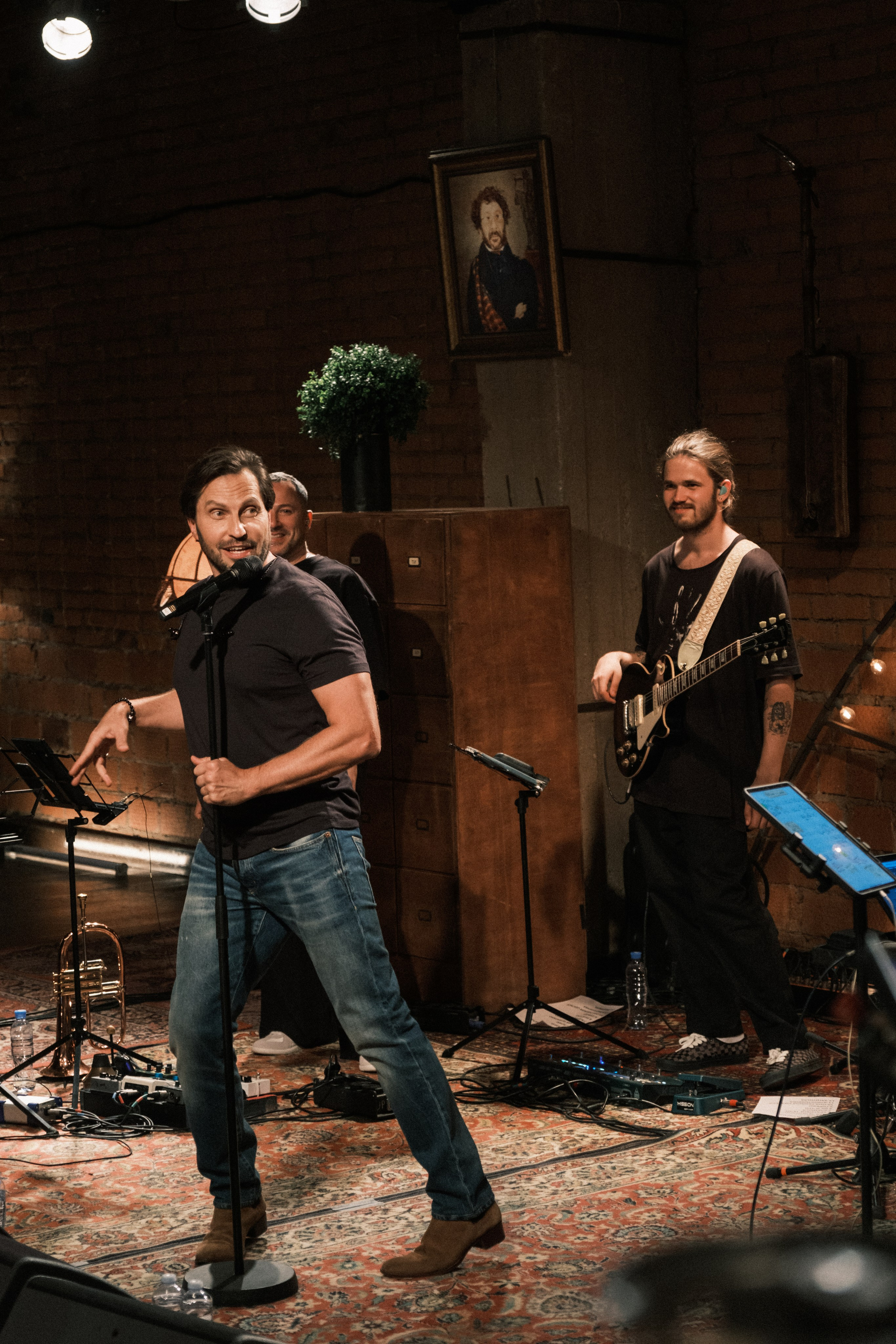 Квартирник у Маргулиса. Александр Ревва (Артур Пирожков). Профессиональный фотограф в Москве и МО Денис Кулешов