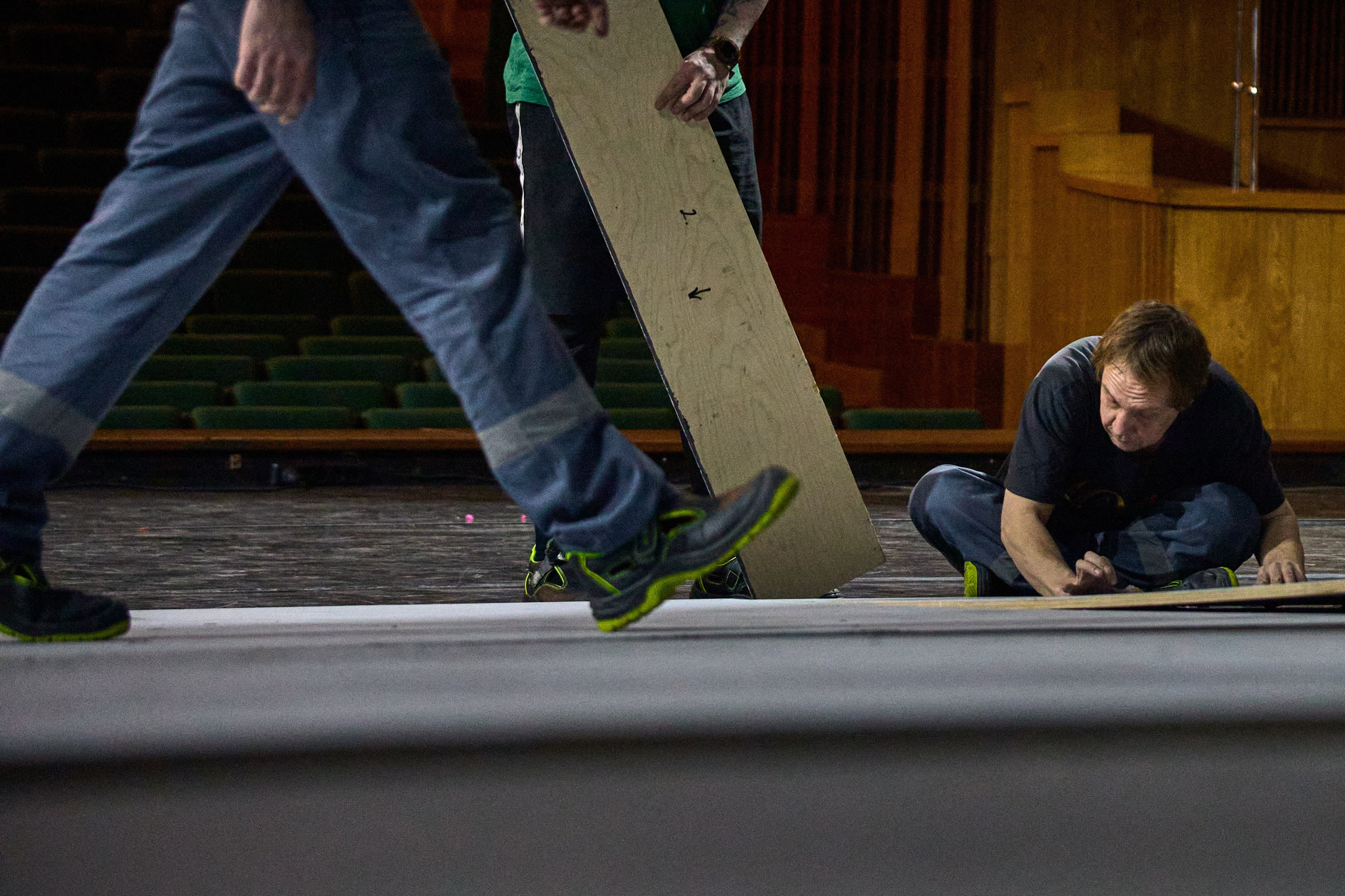 Монтаж спектакля Двойник. Фотограф Юлия Маринина