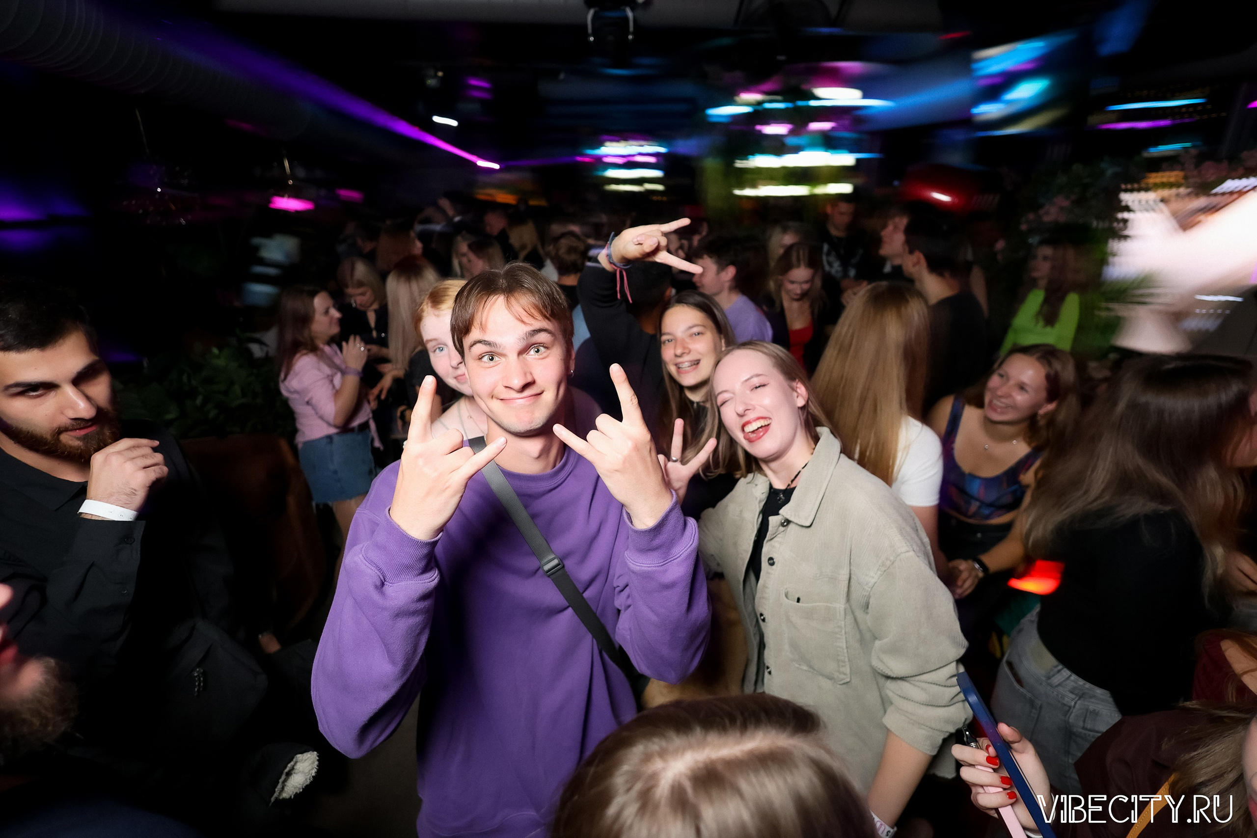 DOUBLE U. VIBECITY.RU Вайб Сити Ру Фоторепортажи Фотоотчеты Калининград