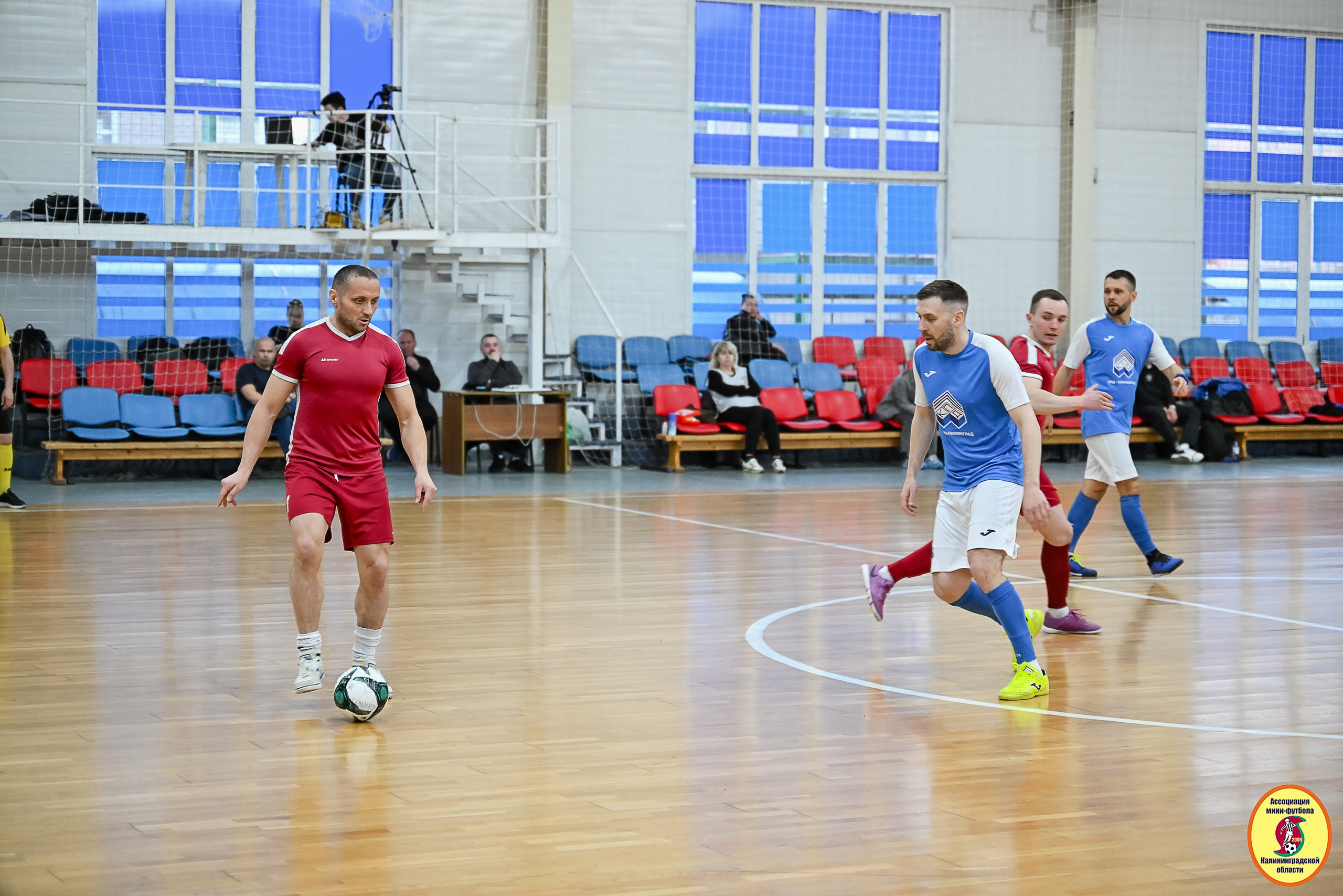 Корпоративная Бизнес Лига по футзалу — Весна 2026. VIBECITY.RU Вайб Сити Ру Фоторепортажи Фотоотчеты Калининград