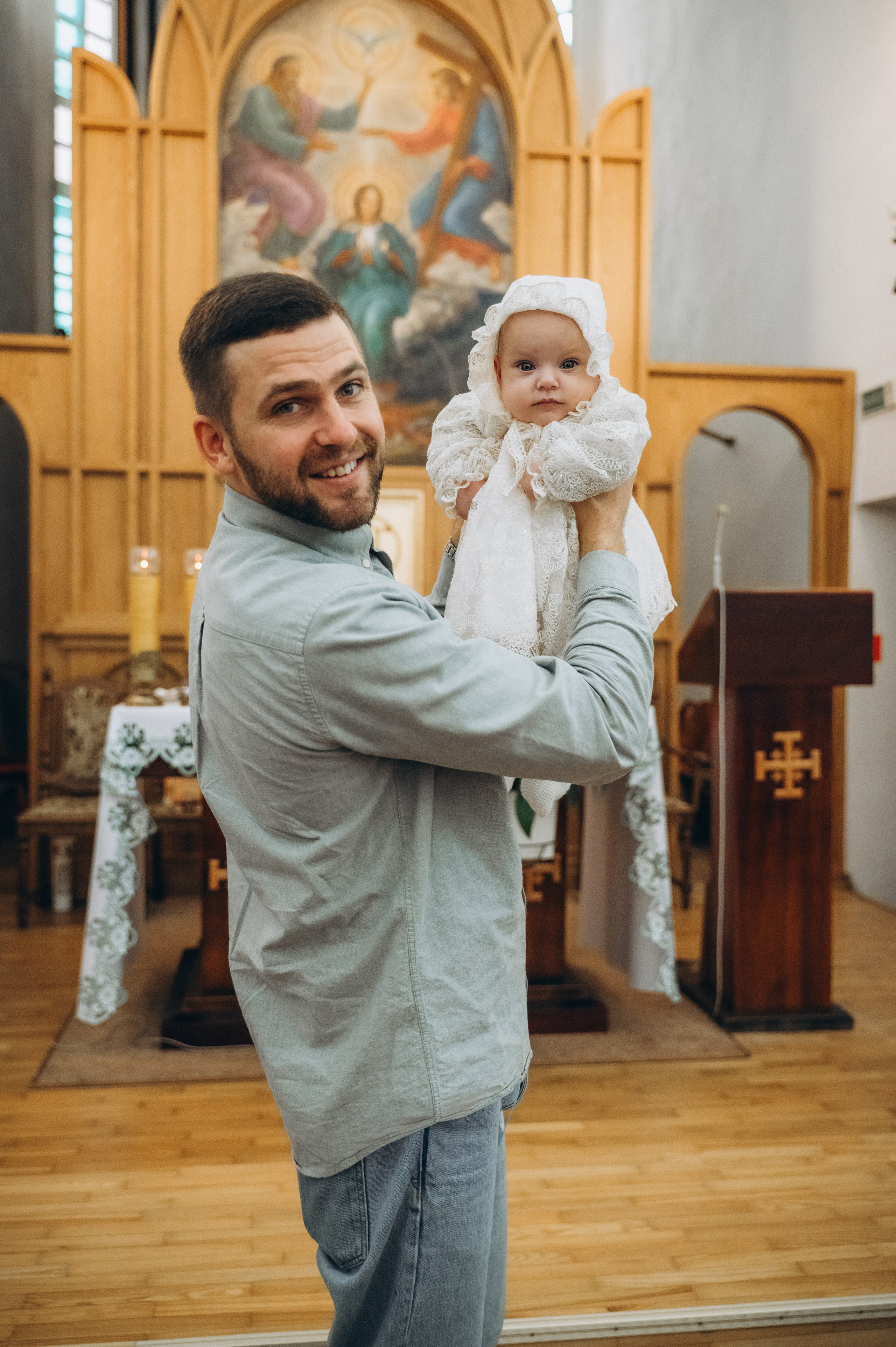 Крещение Эмили (Золотогорский костёл Пресвятой Троицы). Семейный фотограф в Минске Дарья Дреко