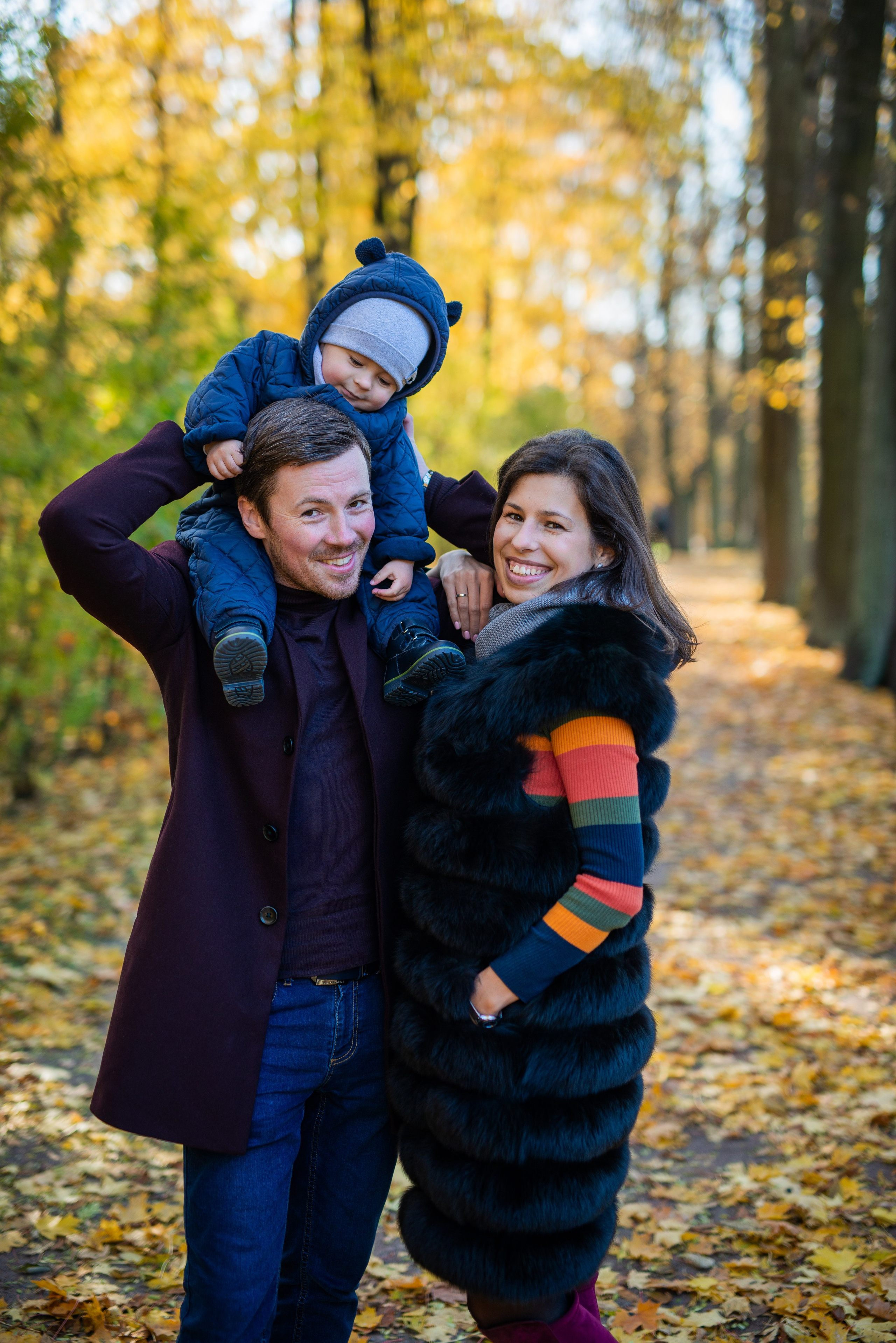 Егор, Валерия и Андрей осенняя прогулка. Портретный, семейный и свадебный фотограф в Санкт-Петербурге и в Пушкине Ширяев Денис