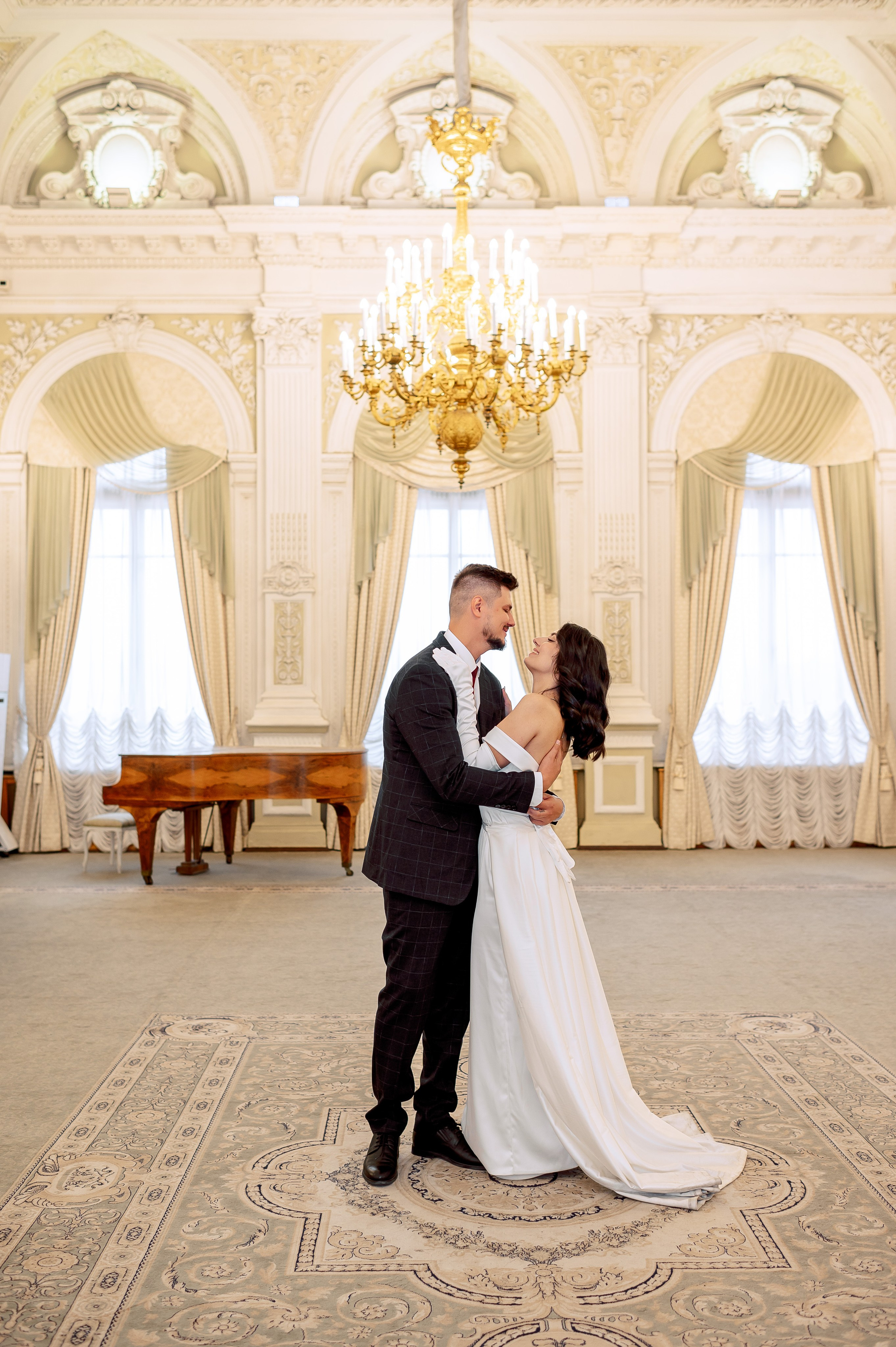 Камерная свадьба в Первом Дворце Бракосочетания №1 на Английской набережной Яны и Евгения. Портретный, семейный и свадебный фотограф в Санкт-Петербурге и в Пушкине Ширяев Денис