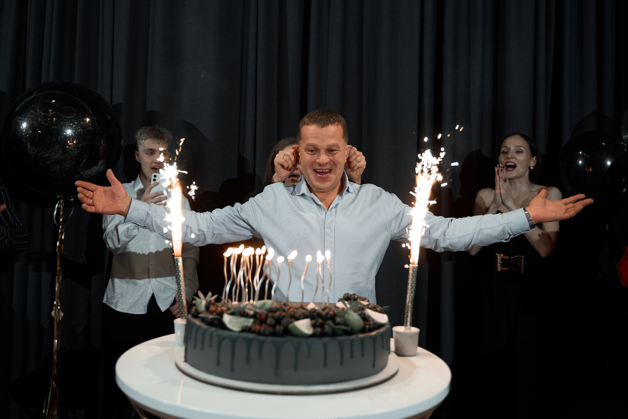 Фотограф и видеосъёмка на юбилей, День рождения. Фотограф и видеограф в Екатеринбурге