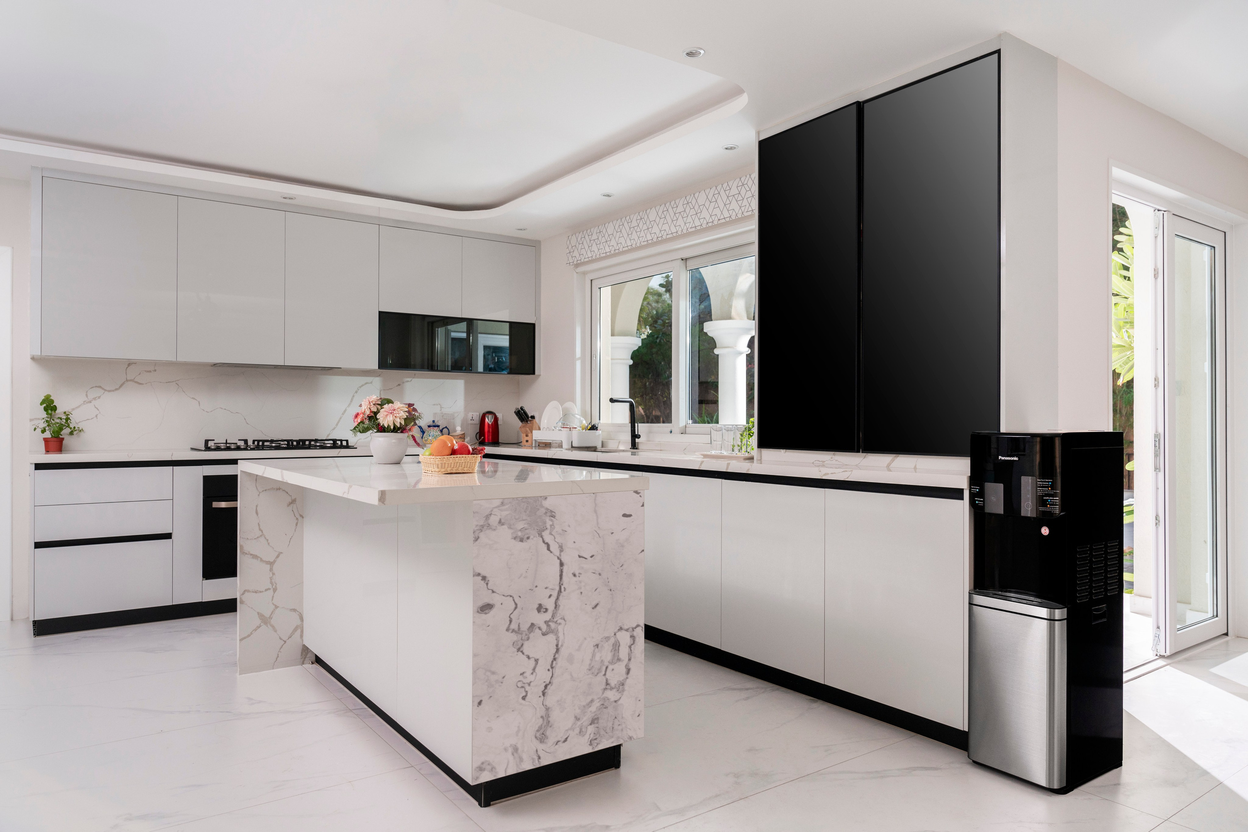 Panasonic water dispenser. Advertising photographer in Dubai — Maxim Mitrofanov