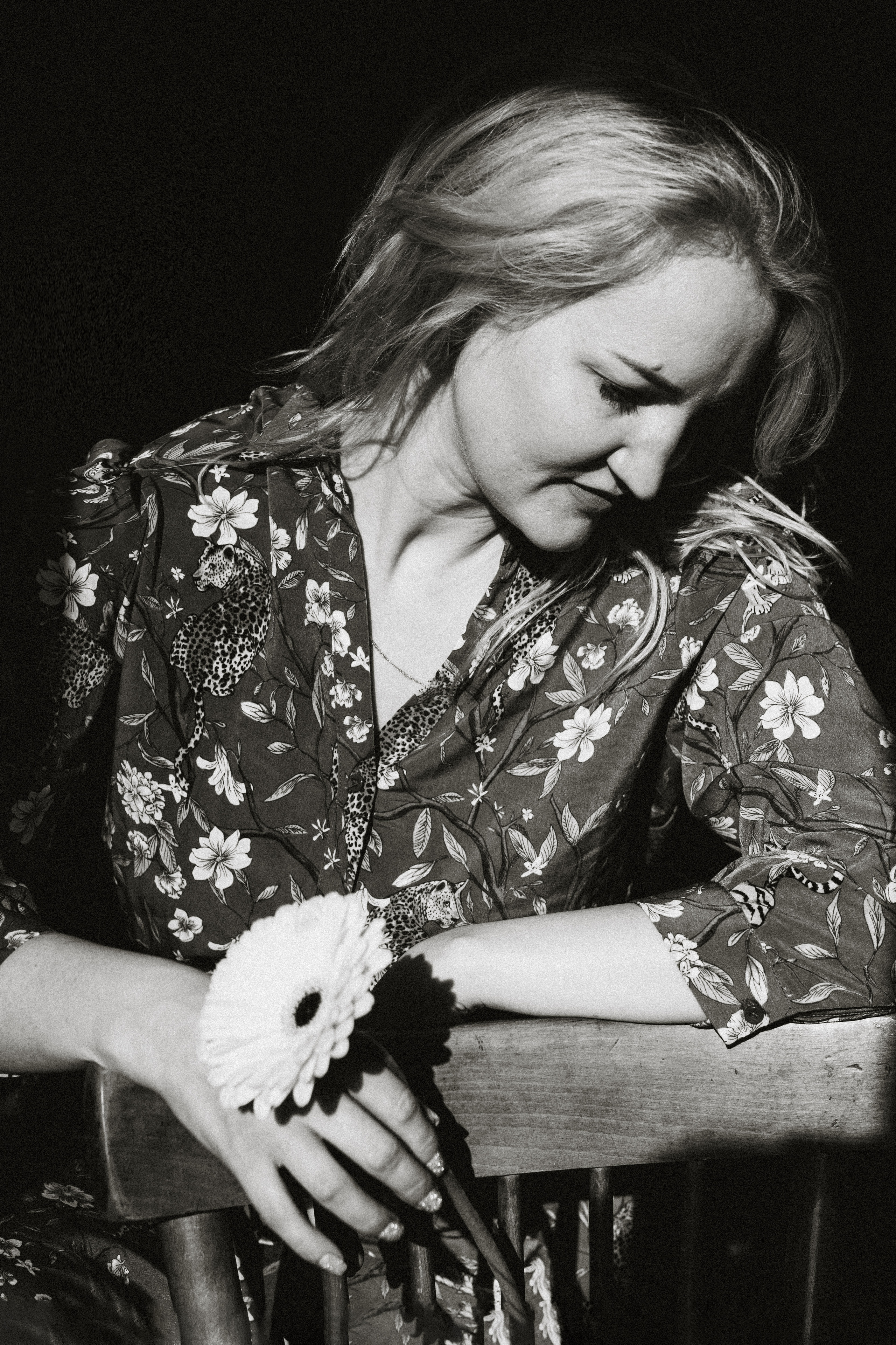 Вдвоем. Екатерина и Максим (квартира, март 2023). Портретный фотограф в Самаре Анна Силютина