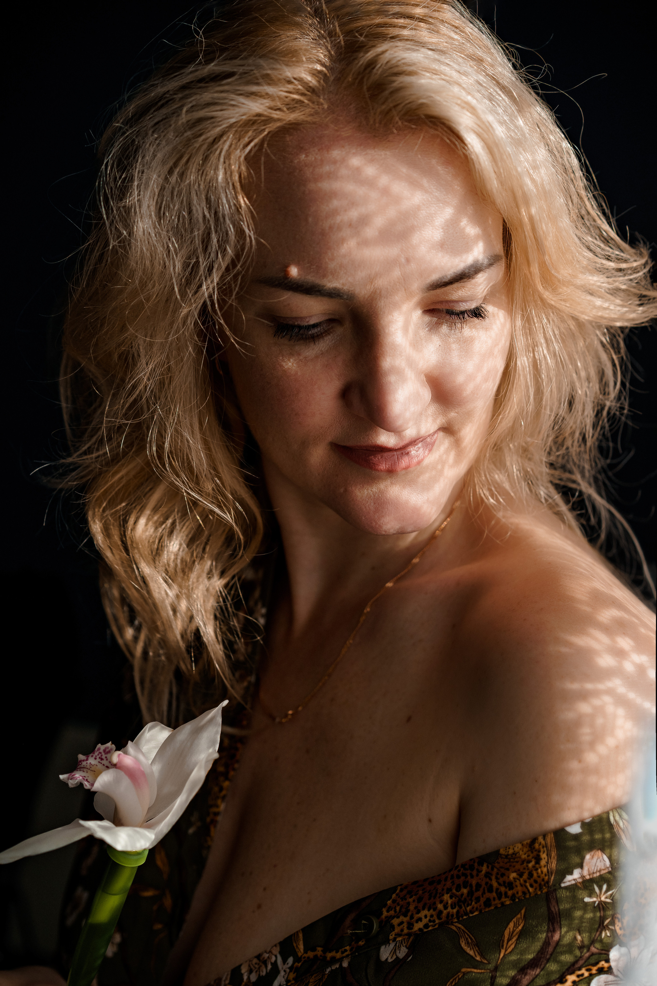 Вдвоем. Екатерина и Максим (квартира, март 2023). Портретный фотограф в Самаре Анна Силютина