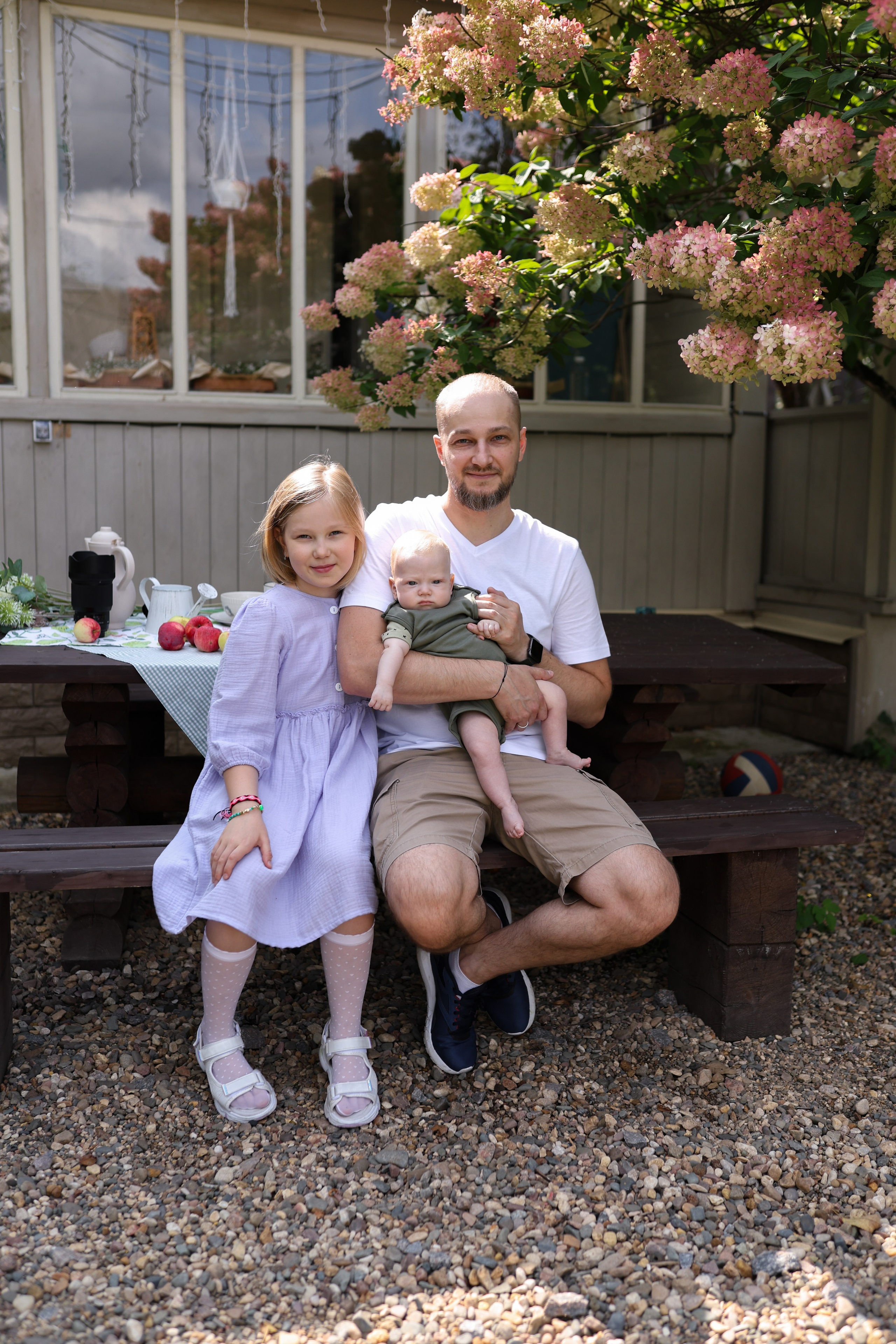 Семейная фотосессия в загородной студии. Фотограф в Железнодорожном и Балашихе