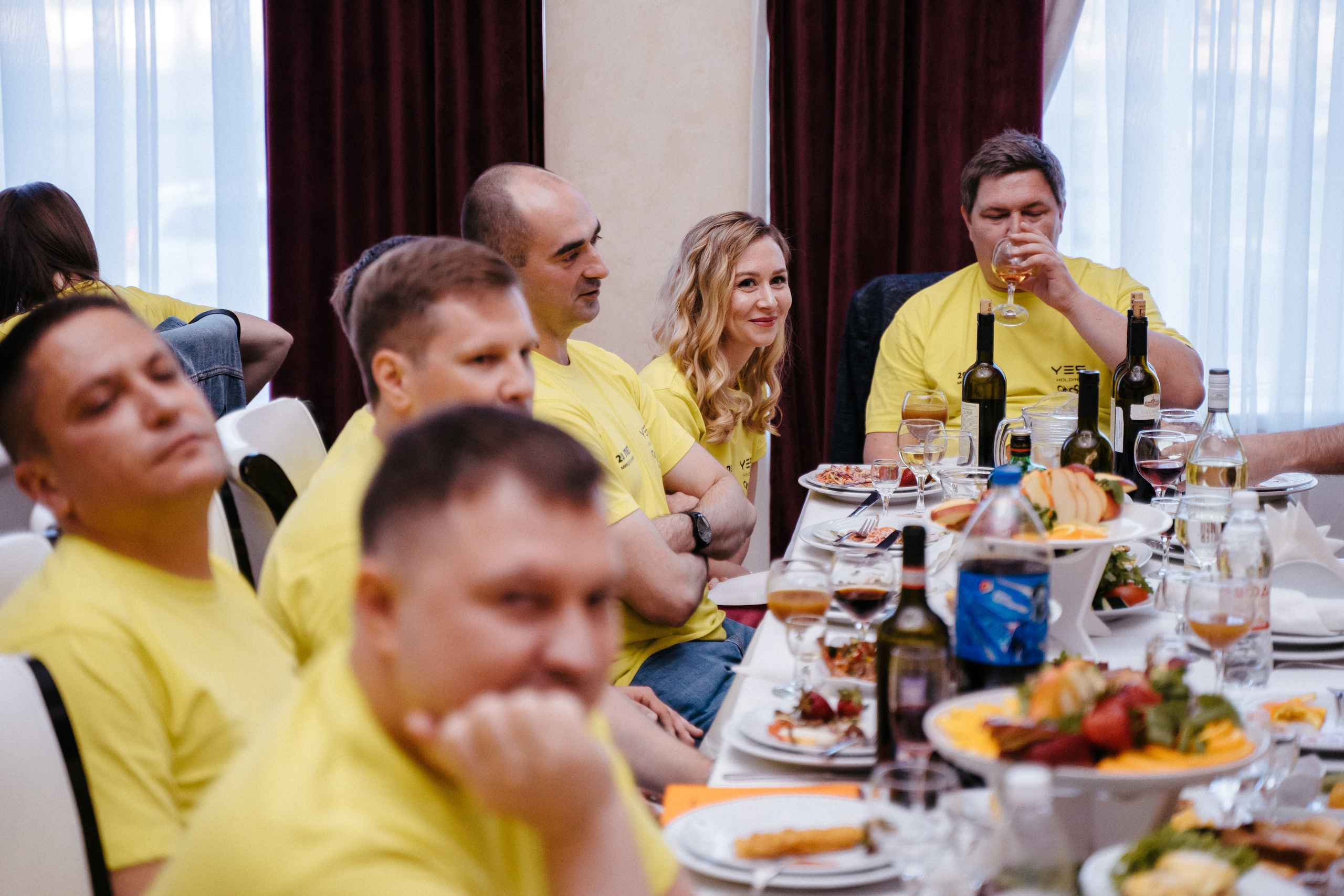 Yes Holding. Свадебный фотограф в Симферополе