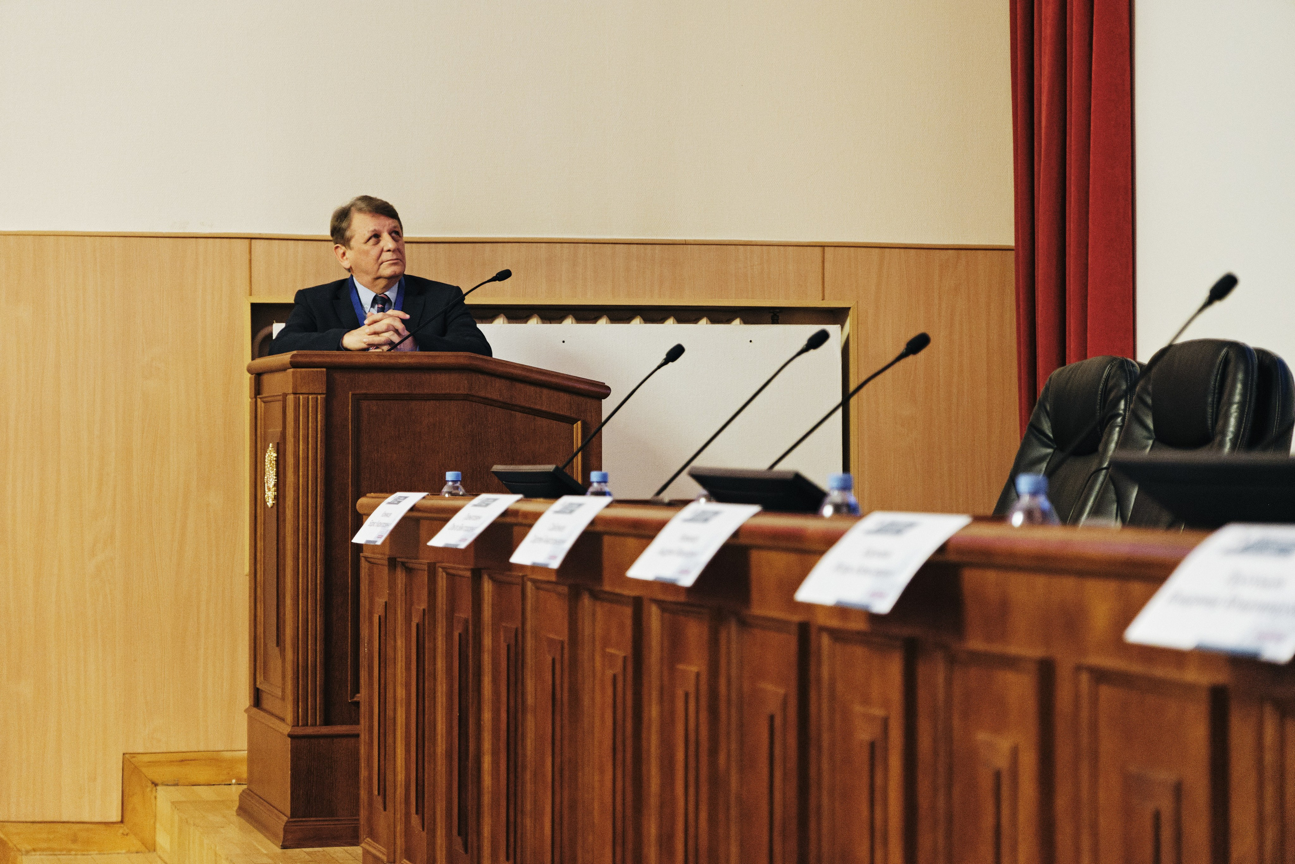 Репортажная фотосъемка Невского урологического форума в Санкт-Петербурге. Семейные и свадебные фотосессии в СПб, в студии, на улице, на природе