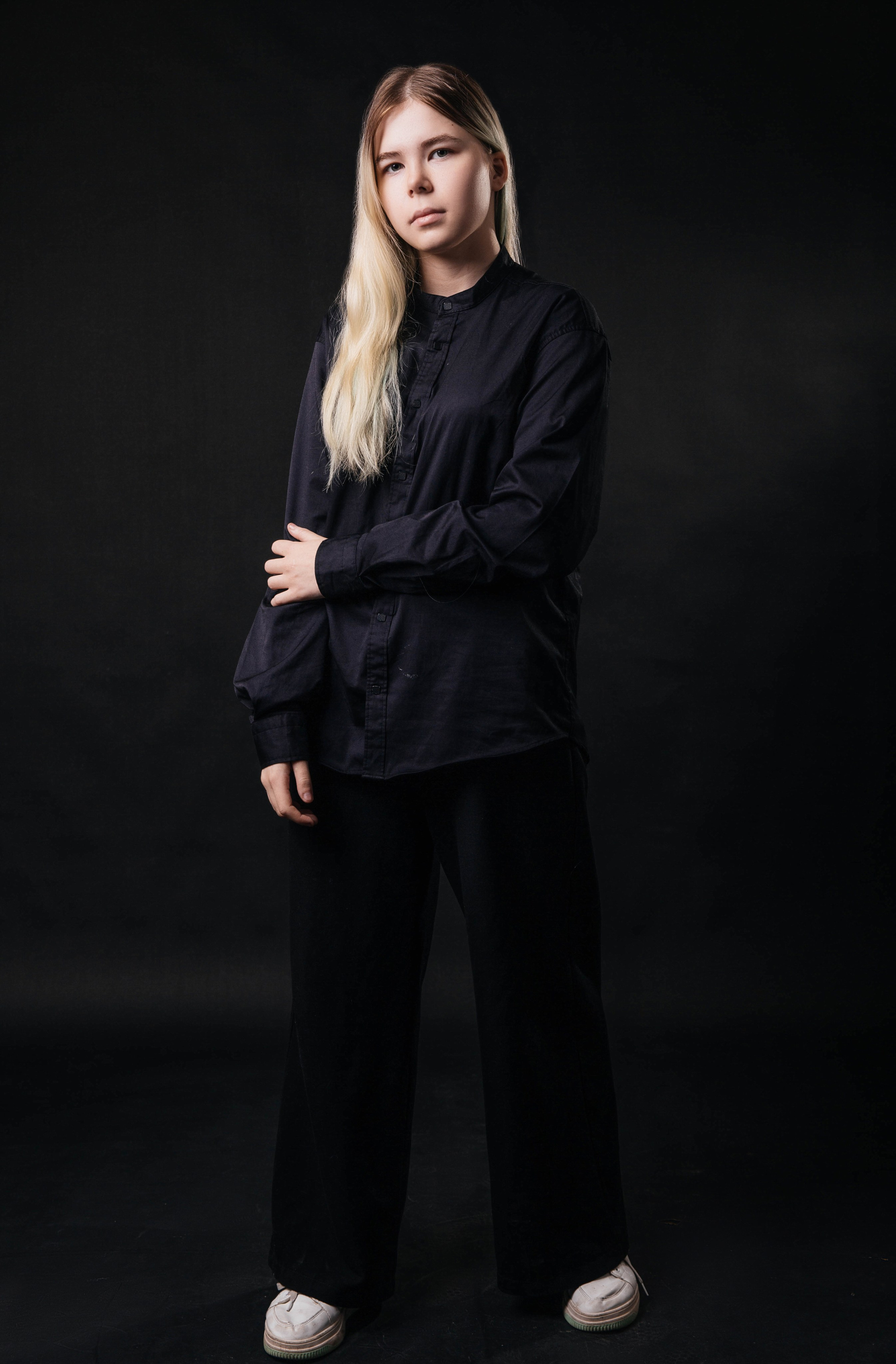 Портреты в студии (черный фон). Диля Гареева фотограф — Бугульма, Казань, Альметьевск, Заинск