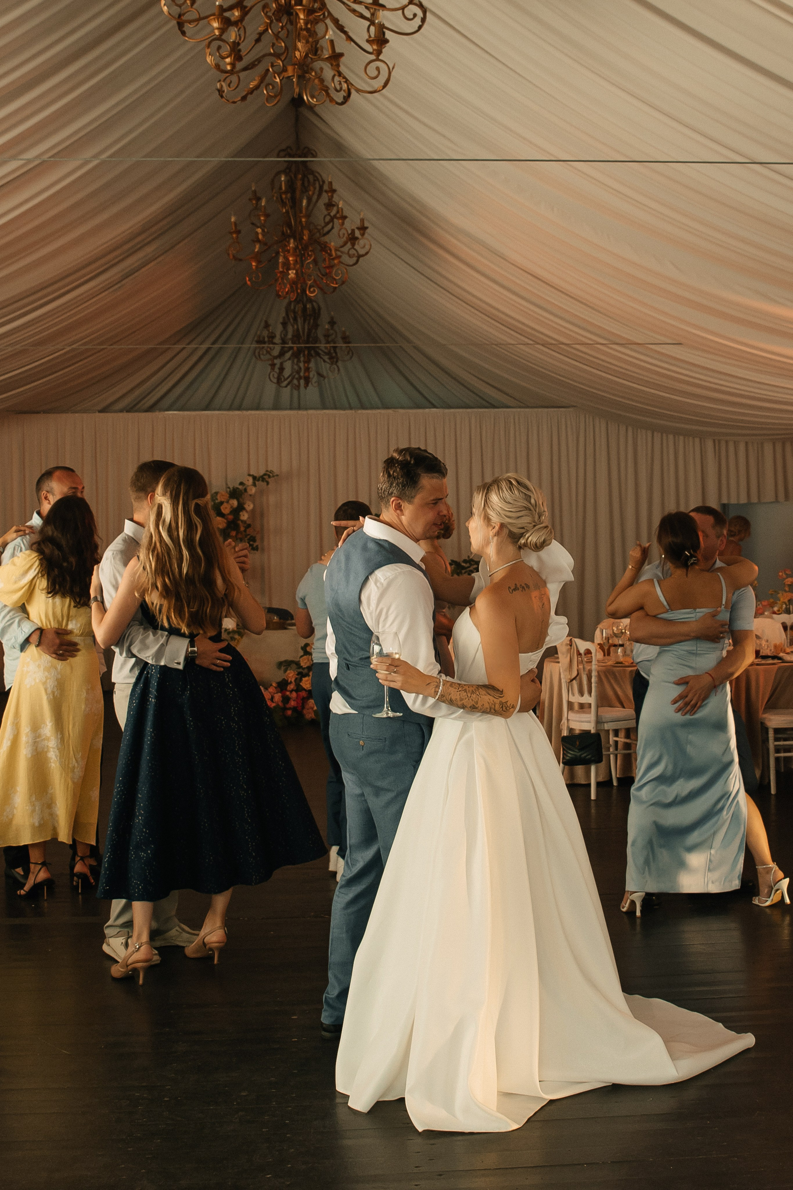 ANONS. Мария — Свадебный фотограф