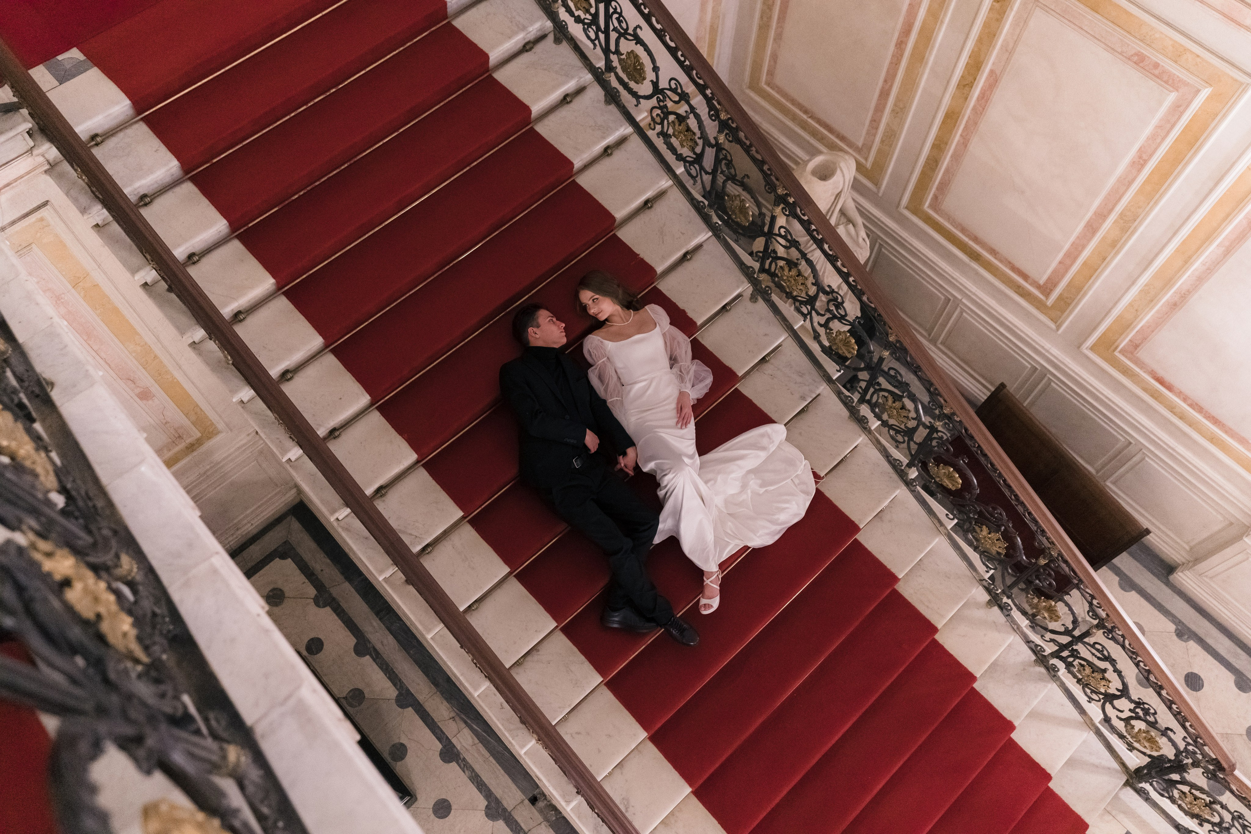 Фотосессия в Эрмитаже упрекрасно передаст Ваш стиль свадьбы!