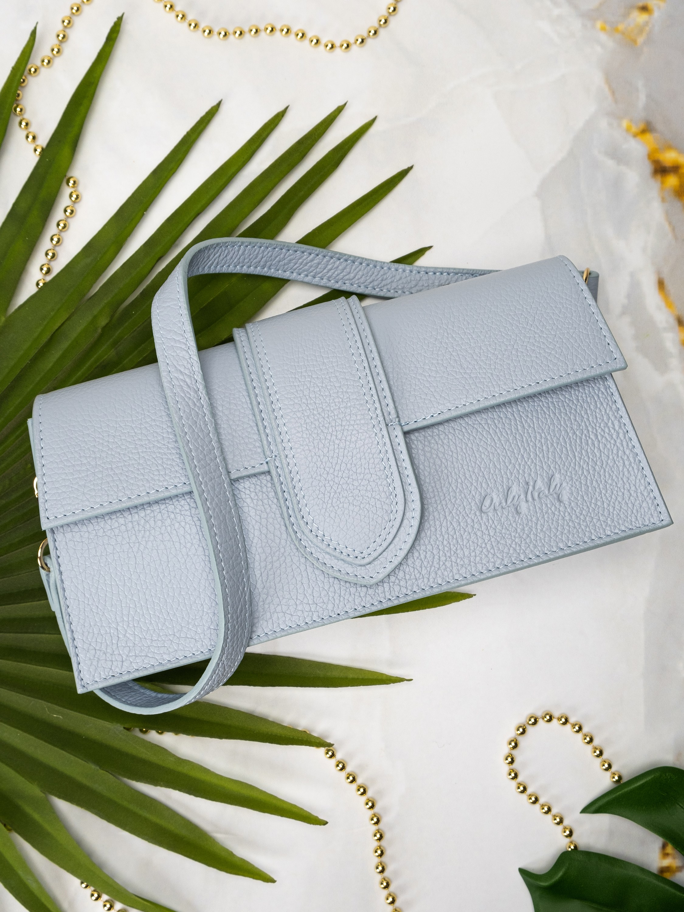 Предметная съёмка сумок для маркетплейсов. Предметный фотограф в Симферополе Антон Катунин