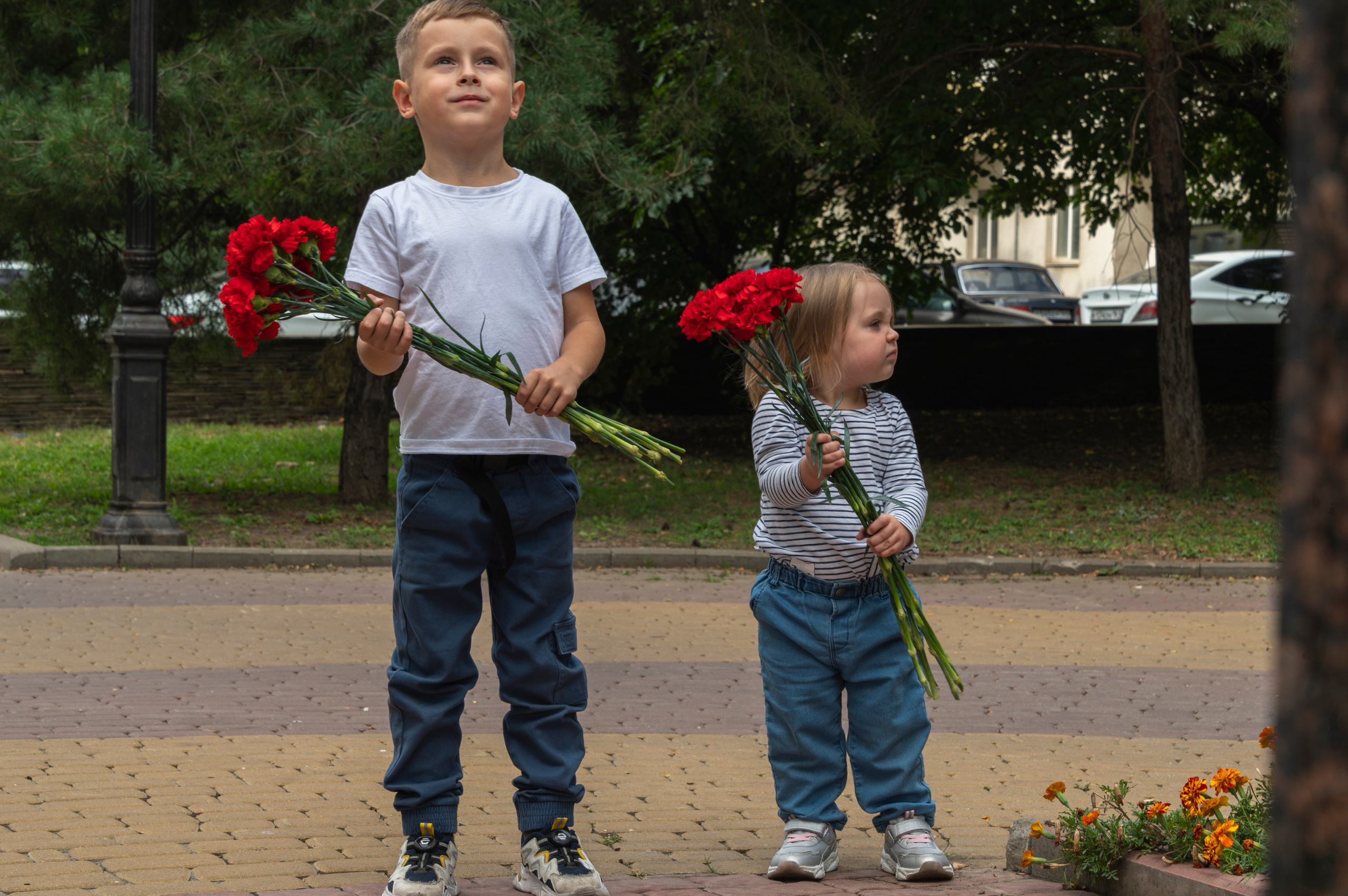Авторская серия фотографа Романа Адлера «Ради Жизни». Фотограф Роман Адлер