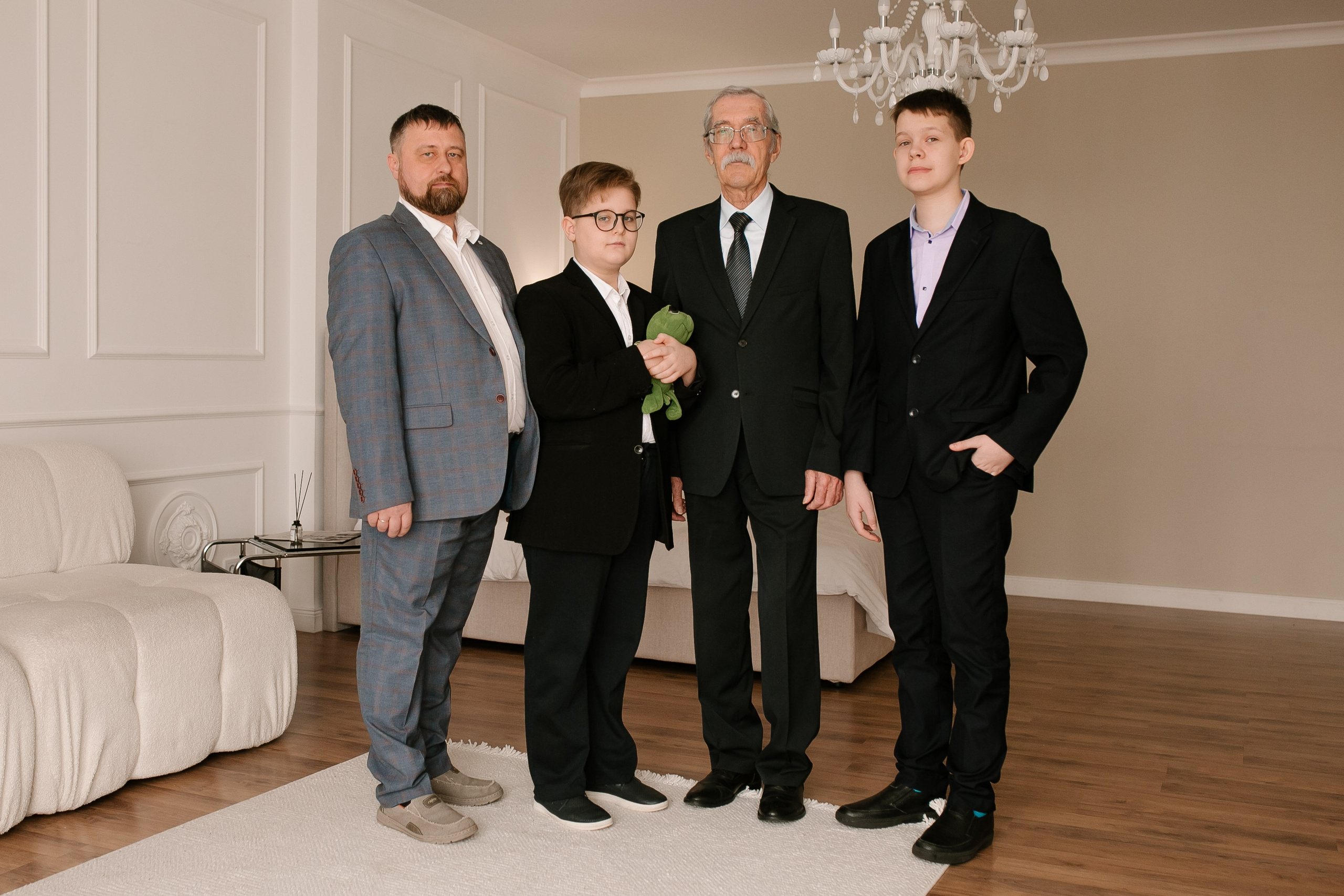 Три поколения. Свадебный, семейный и детский фотограф в г. Абакан респ. Хакасия Любов