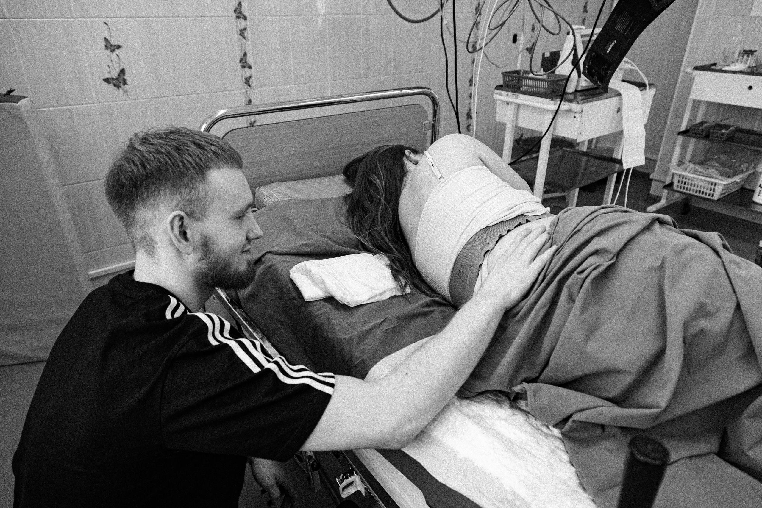 РОДЫ. МЕДИЦИНСКИЙ РЕПОРТАЖ О РОЖДЕНИИ РЕБЕНКА. ФОТОГРАФ АЛЕКСАНДРА ПЕРМЯКОВА