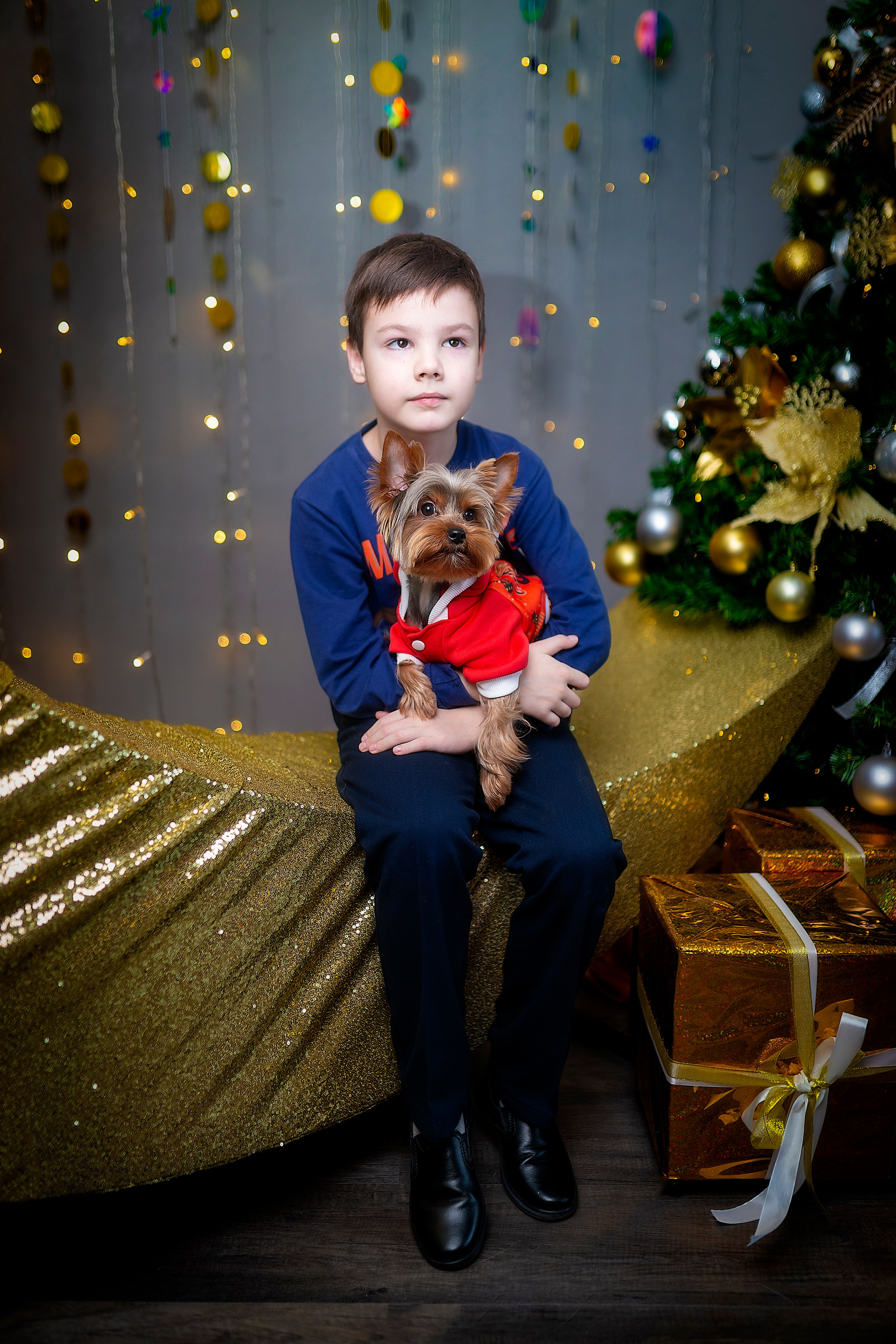 В фотостудии.Новогодняя24.Постновы. Лев Постнов.Фотограф. Нижний Новгород