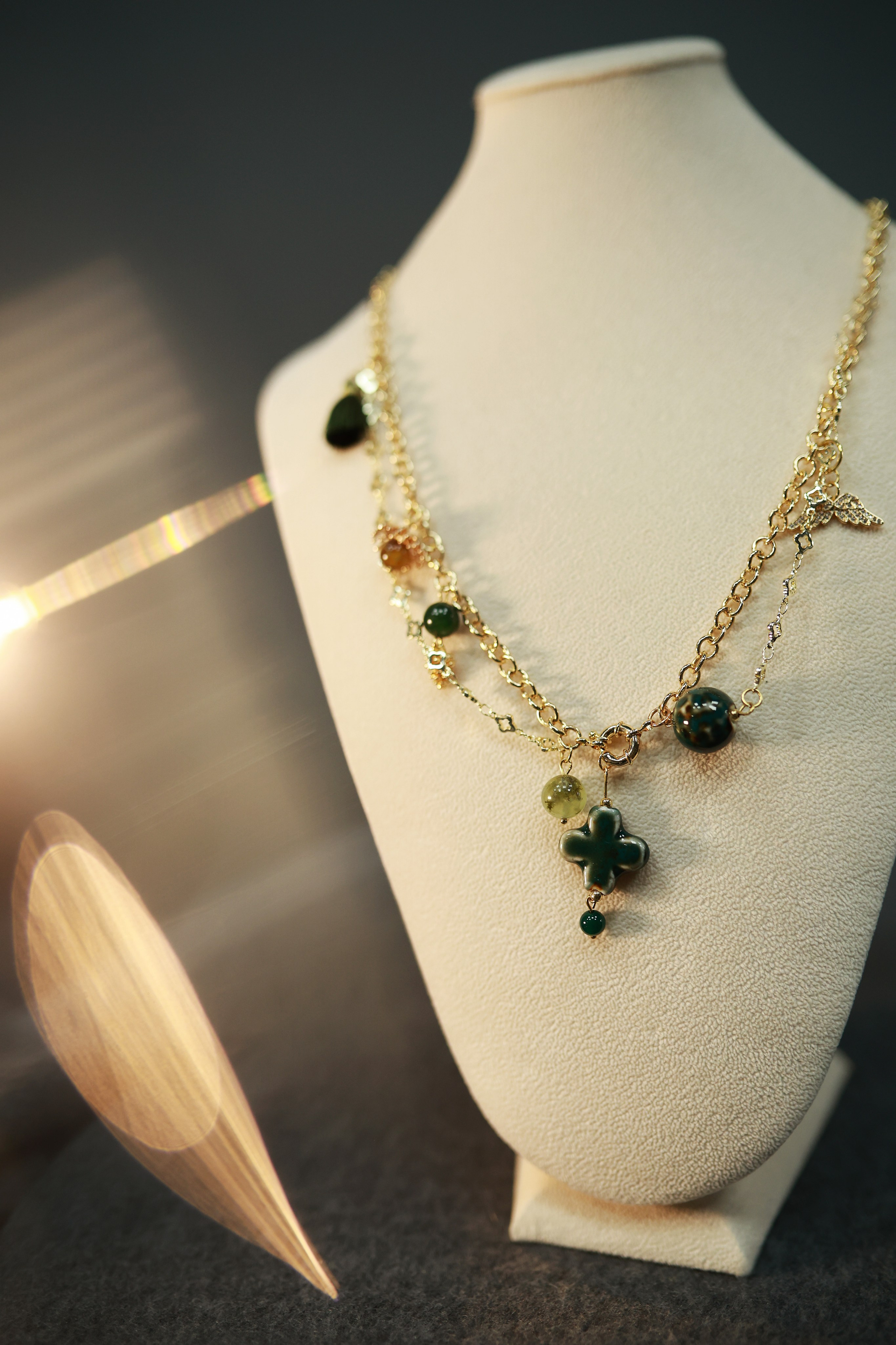 Контент для магазина украшений. Фотограф в Москве. Женские фотосессии, love-story, контент