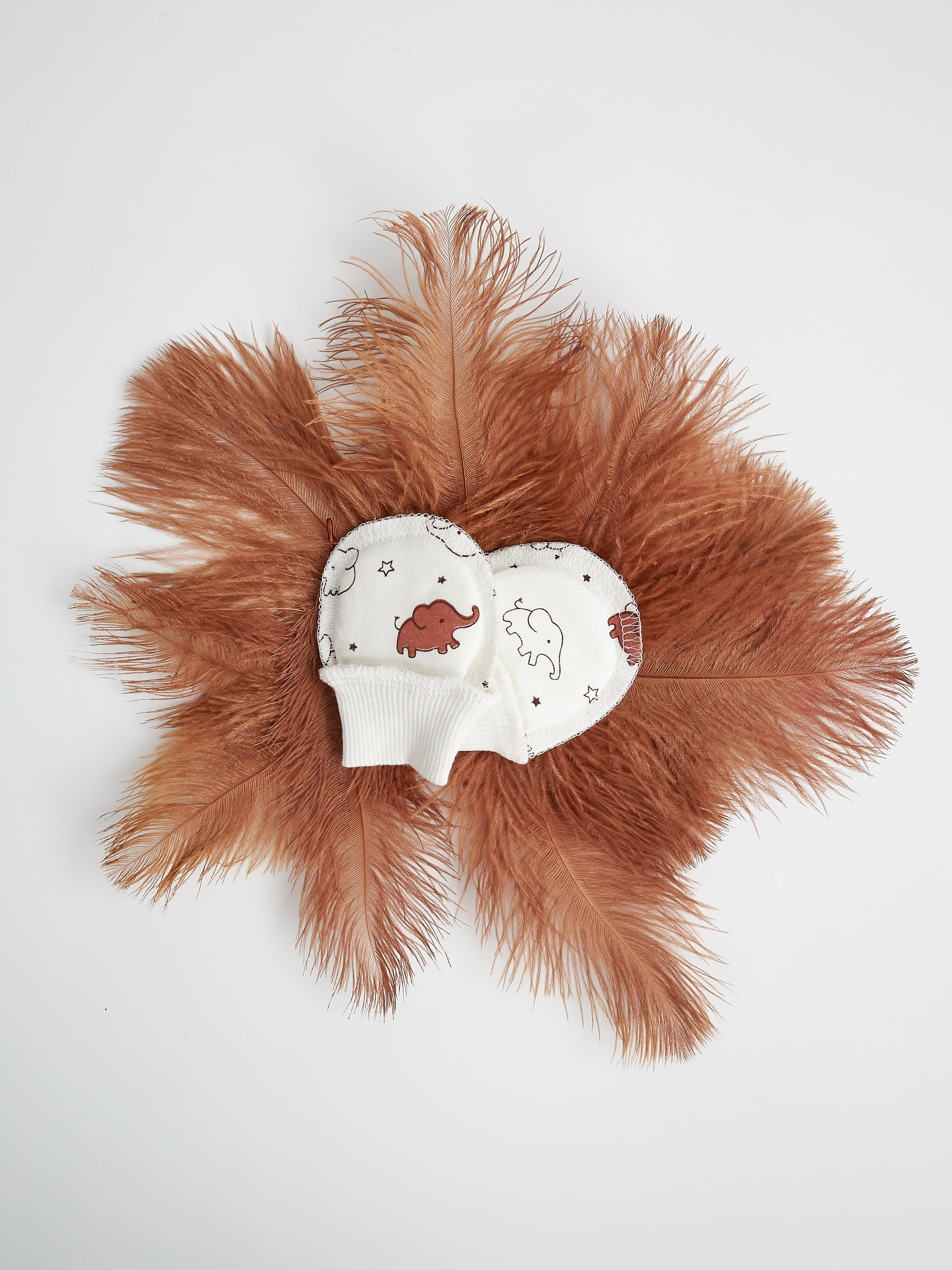 Фотосъемка детской одежды раскладкой для маркетплейсов. Алексей Темнов — фотограф в Пятигорске