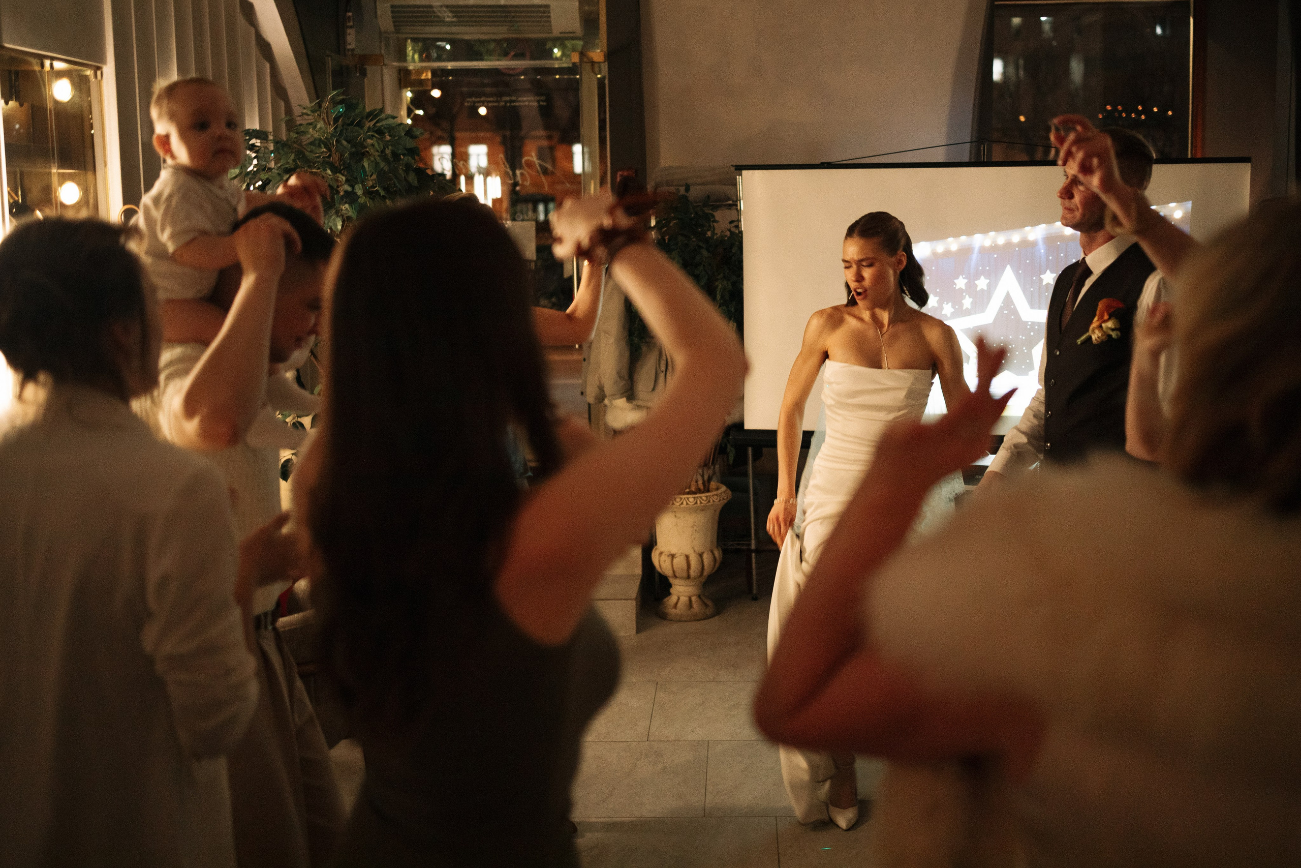 Праздник Леры и Антона. Свадебный и прогулочный фотограф в Санкт-Петербурге Дарья Корель