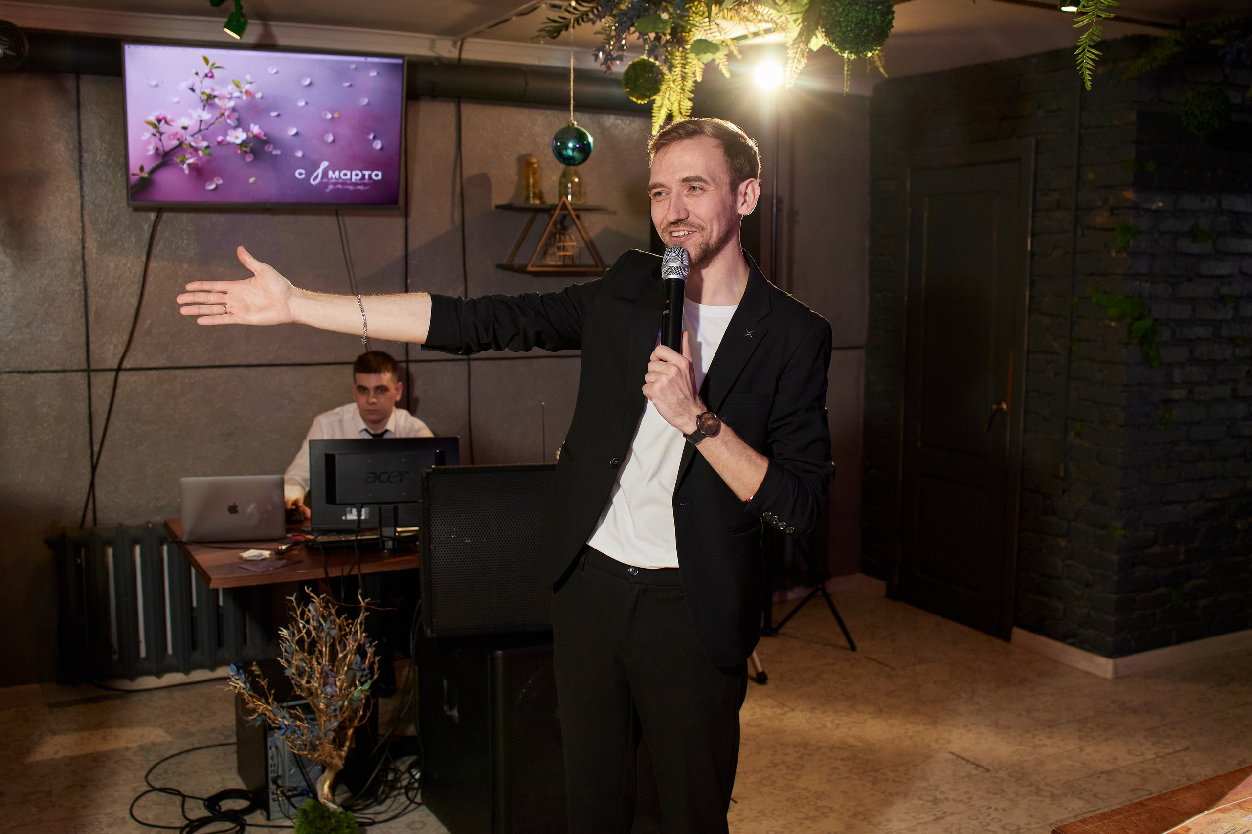 MAXIM & DAMIR | FOREST BAR | 8 МАРТА! 2-й вечер. Главная