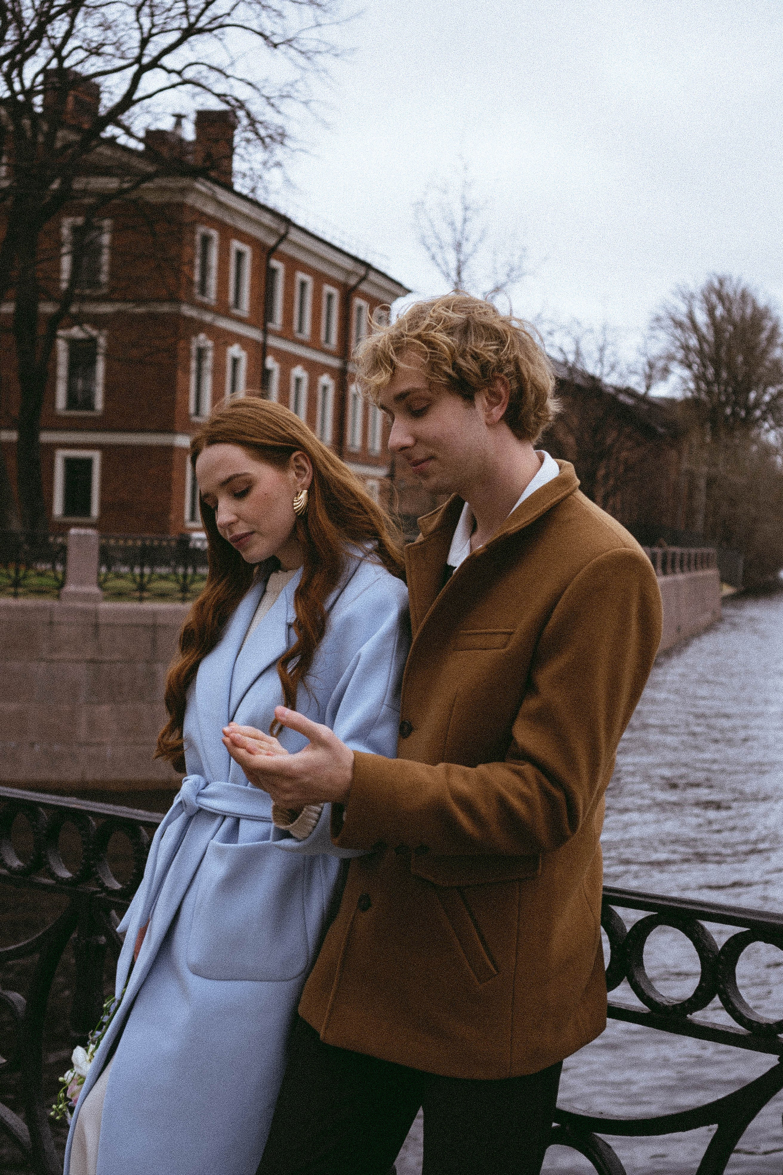 СВАДЕБНАЯ ПРОГУЛКА ПО ПЕТРОГРАДКЕ ВЕСНОЙ (ФОТОСЕССИИЯ ПАРЫ СВАДЕБНАЯ). Профессиональный фотограф, Санкт-Петербург — Виктория Богомолова