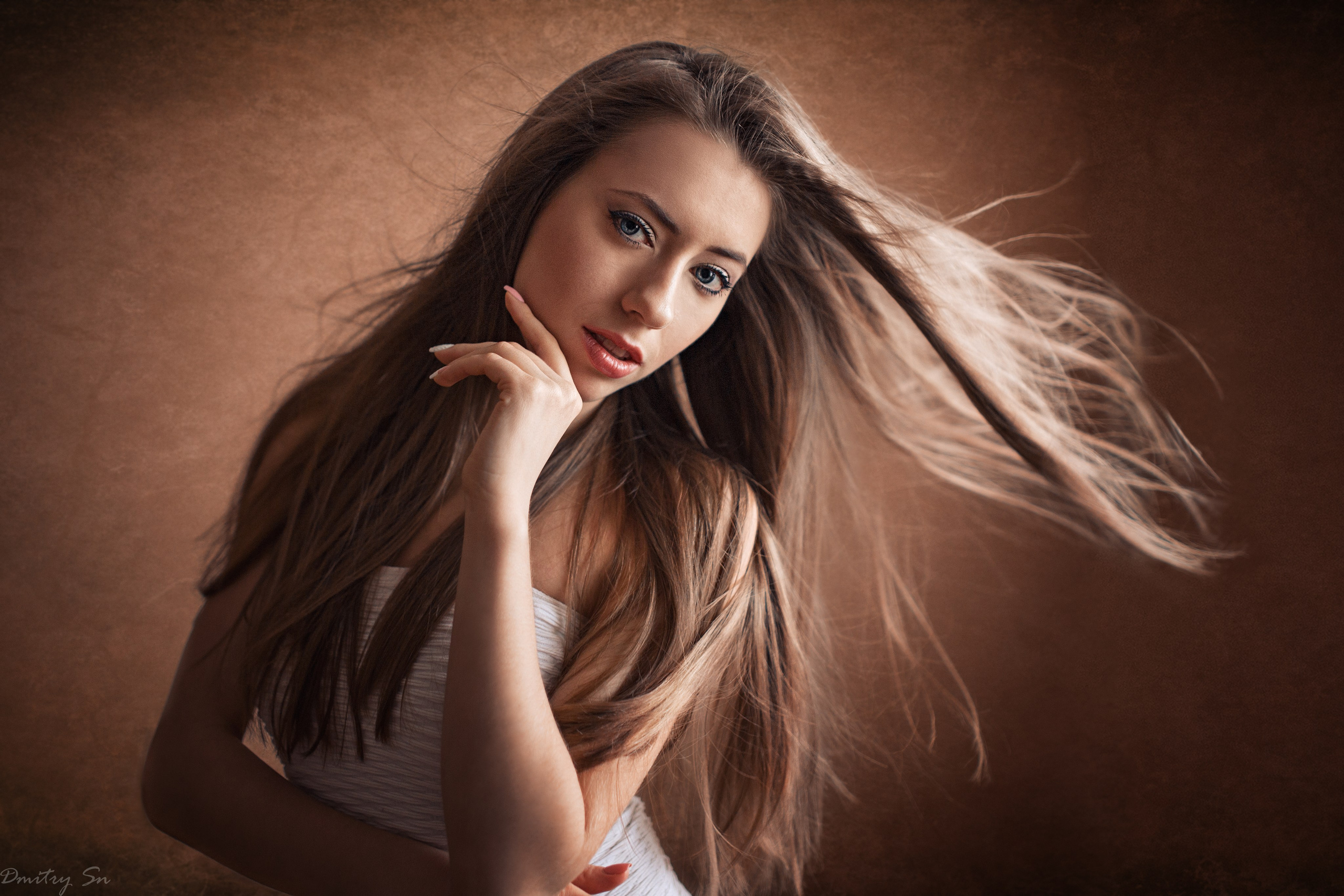 Портреты у окна с Викторией для «себя»